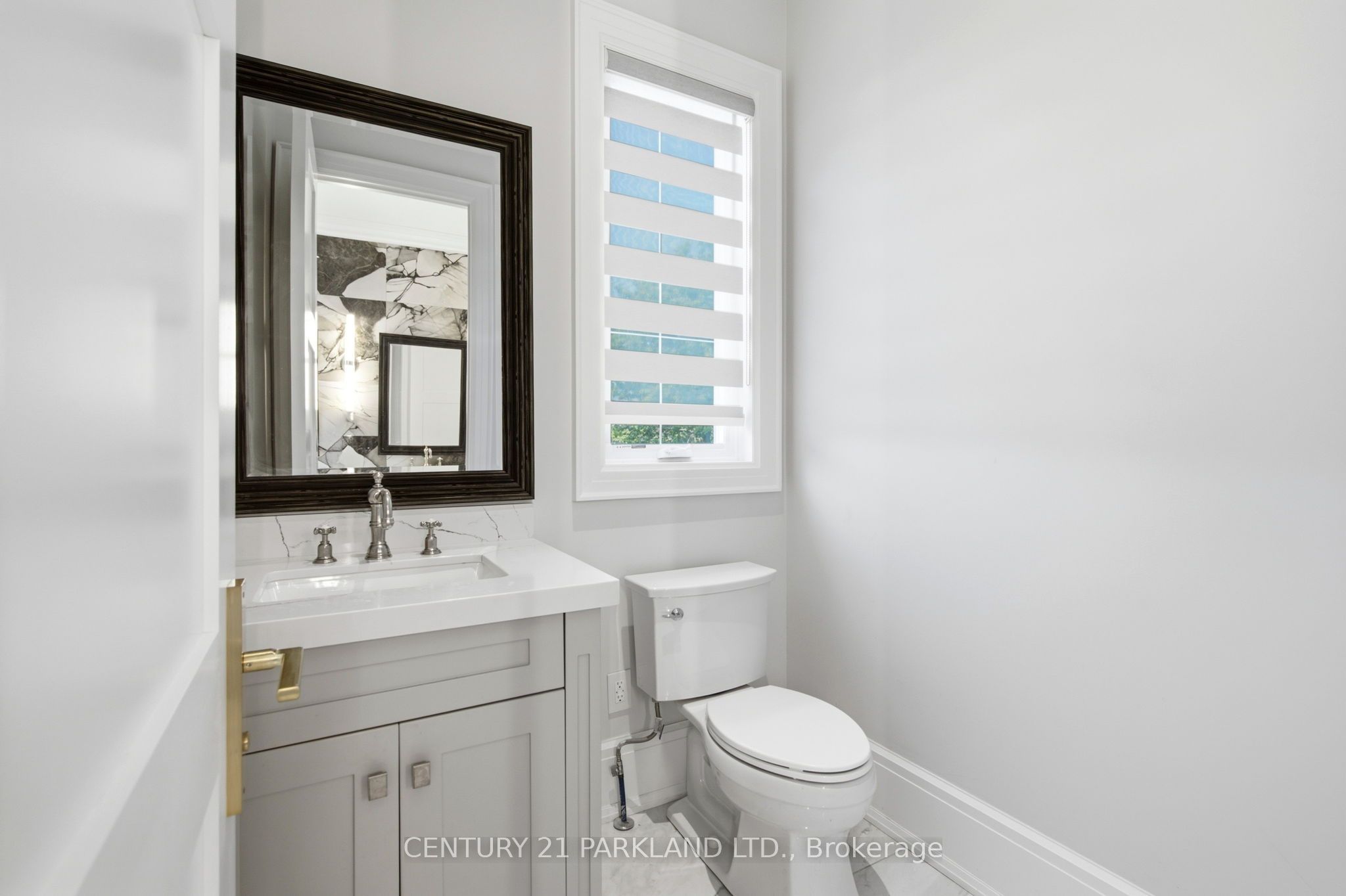 12 Hollywood Crescent Property Photo 42