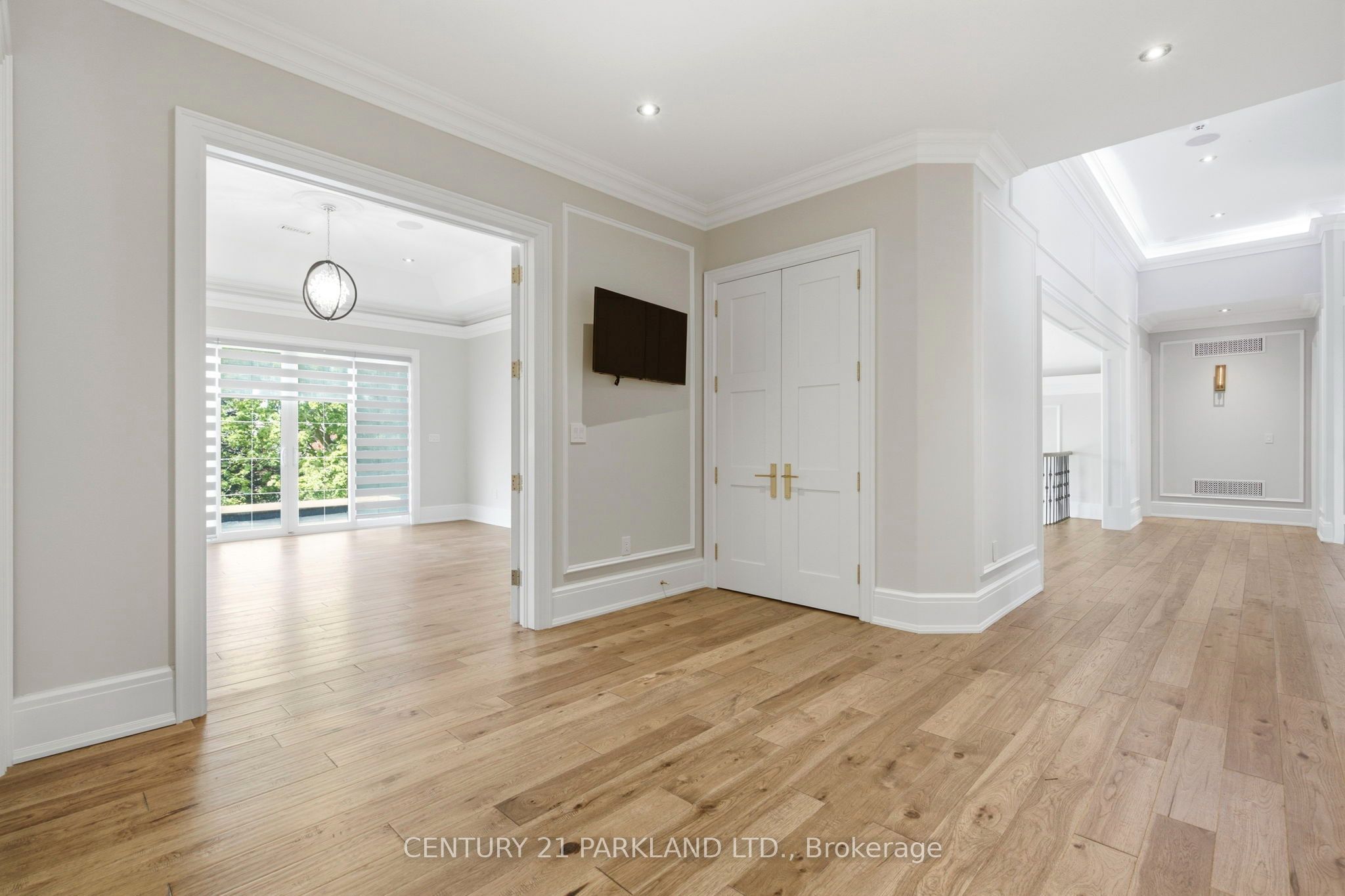 12 Hollywood Crescent Property Photo 45