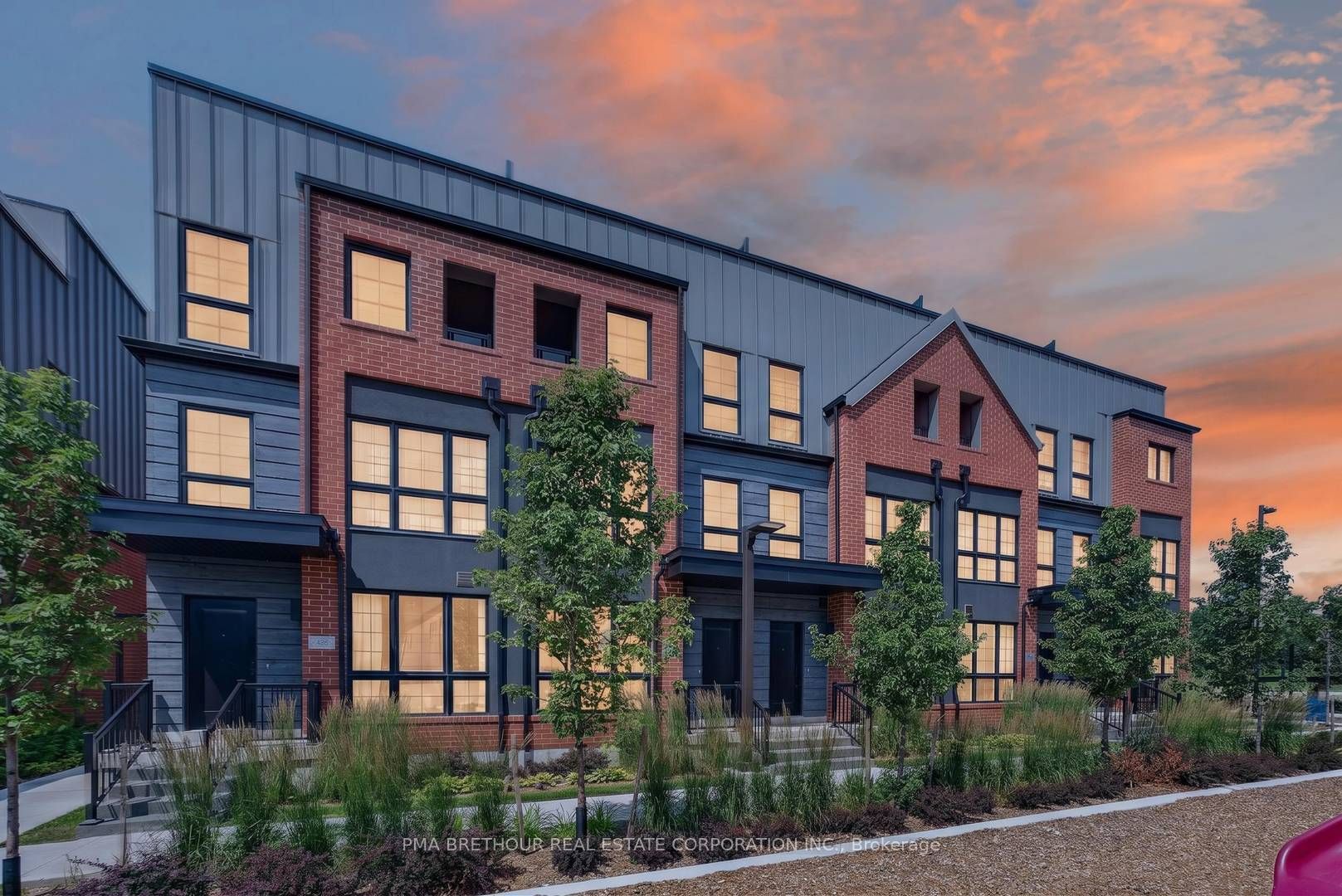 52 Burleigh Mews