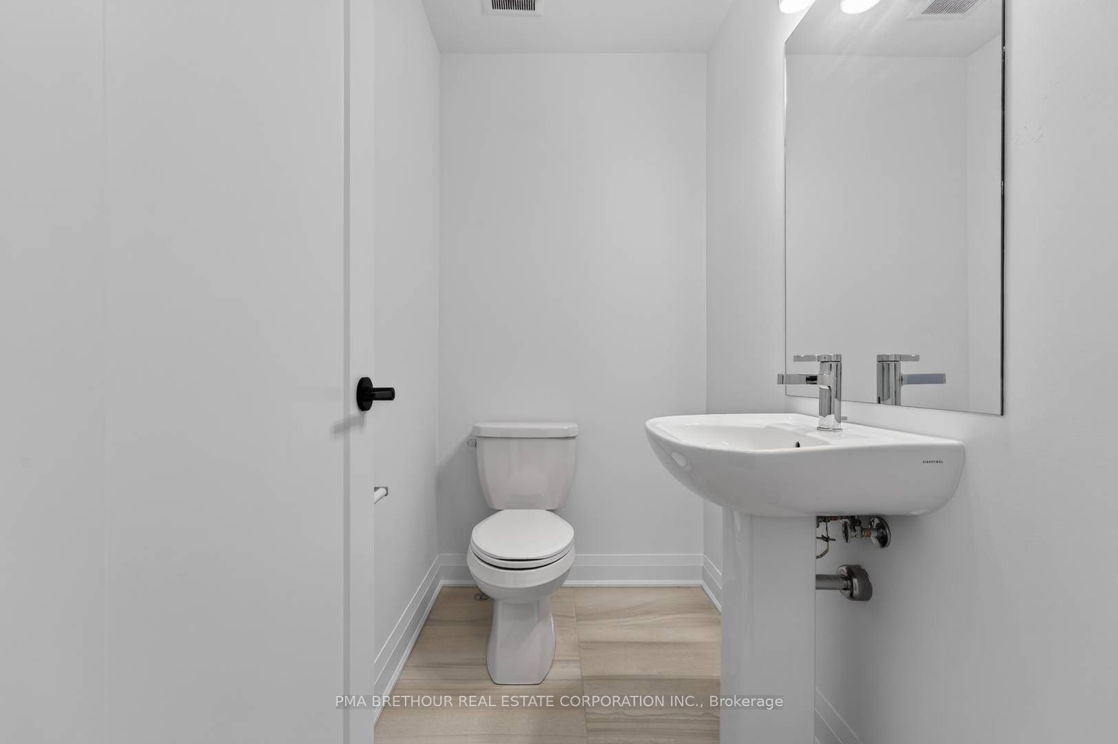 52 Burleigh Mews Property Photo 8