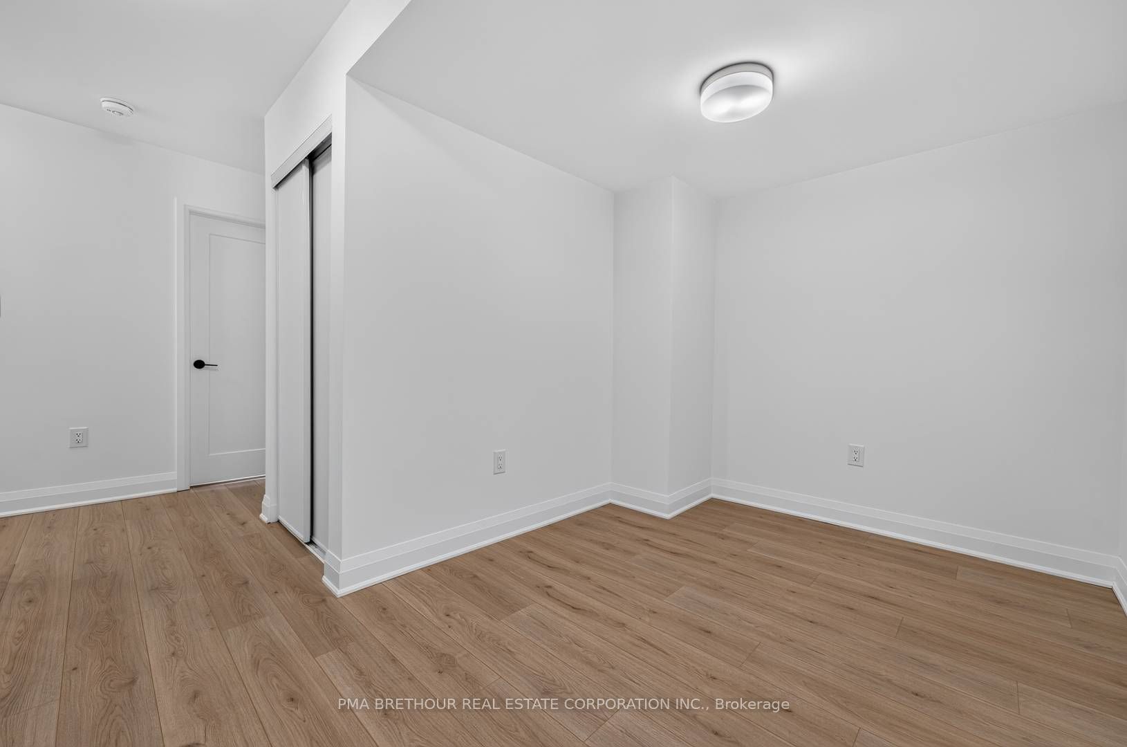 52 Burleigh Mews Property Photo 12