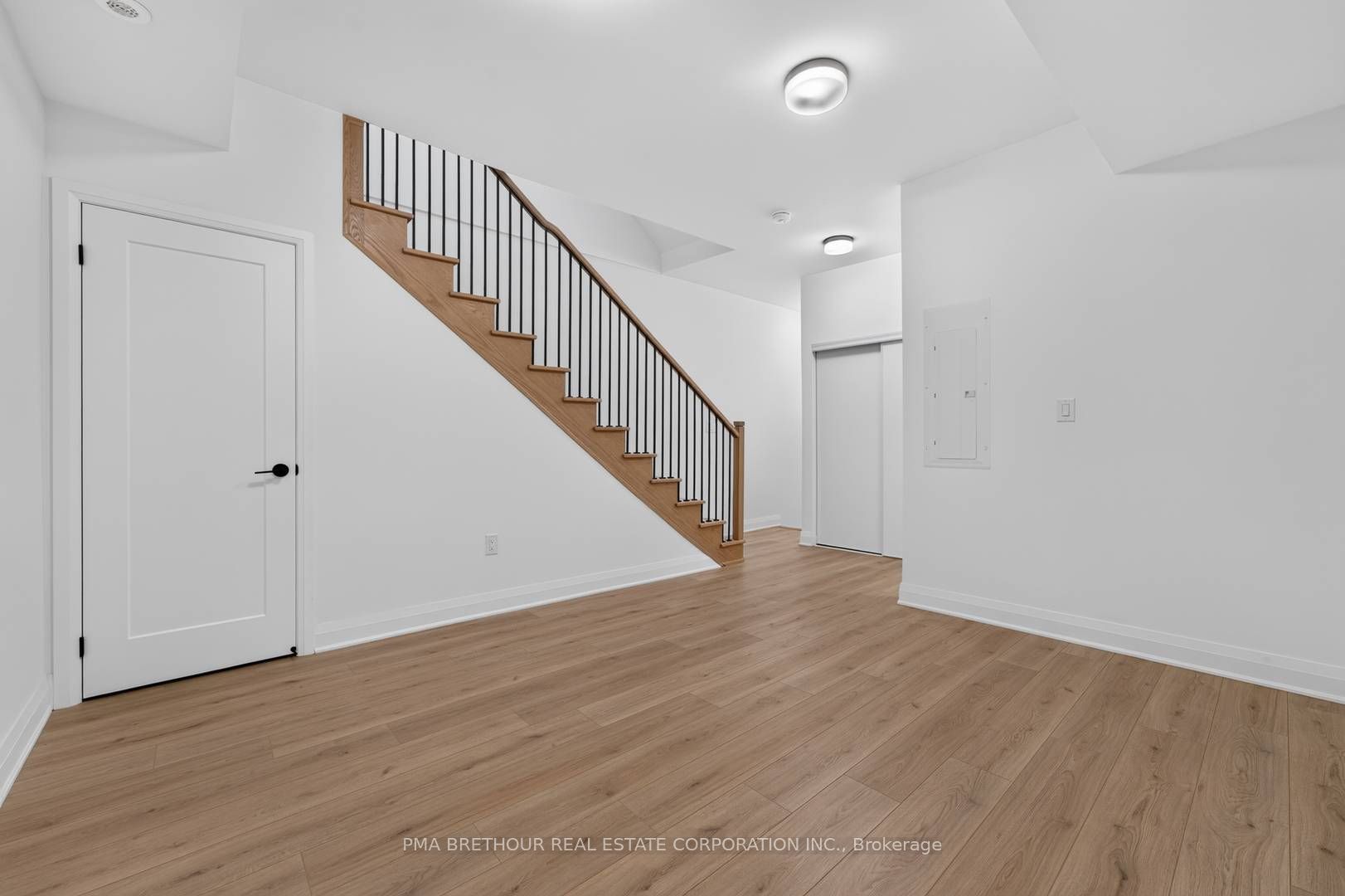 52 Burleigh Mews Property Photo 16