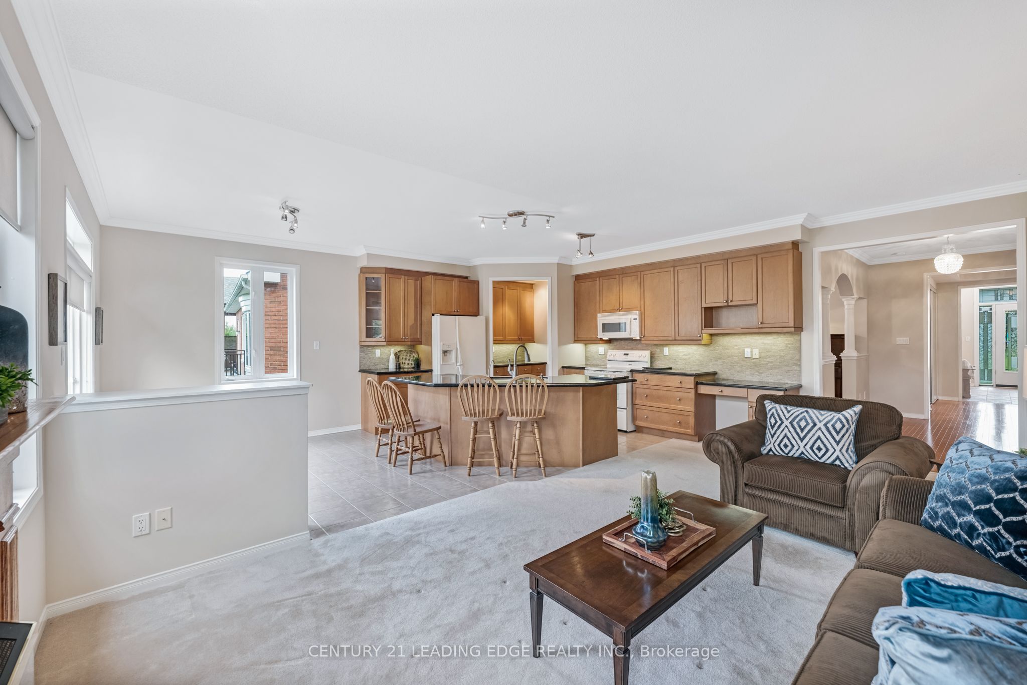 50 Button Crescent Property Photo 4
