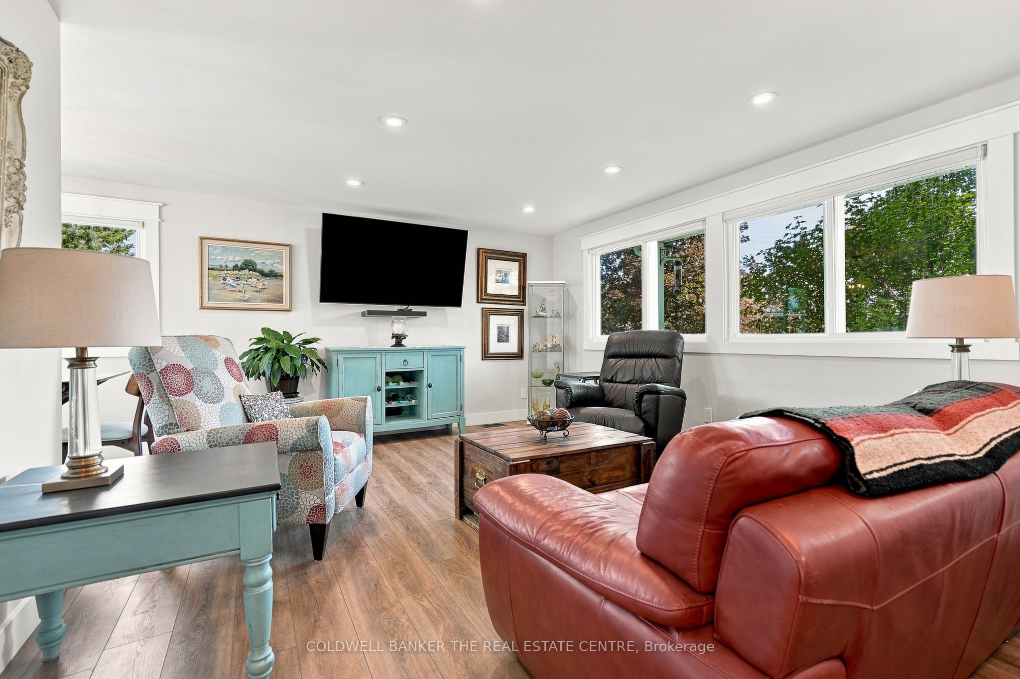 22 Western Avenue Property Photo 6