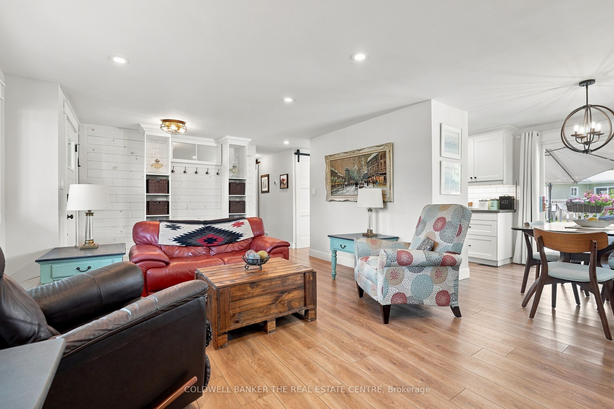 22 Western Avenue Property Photo 8
