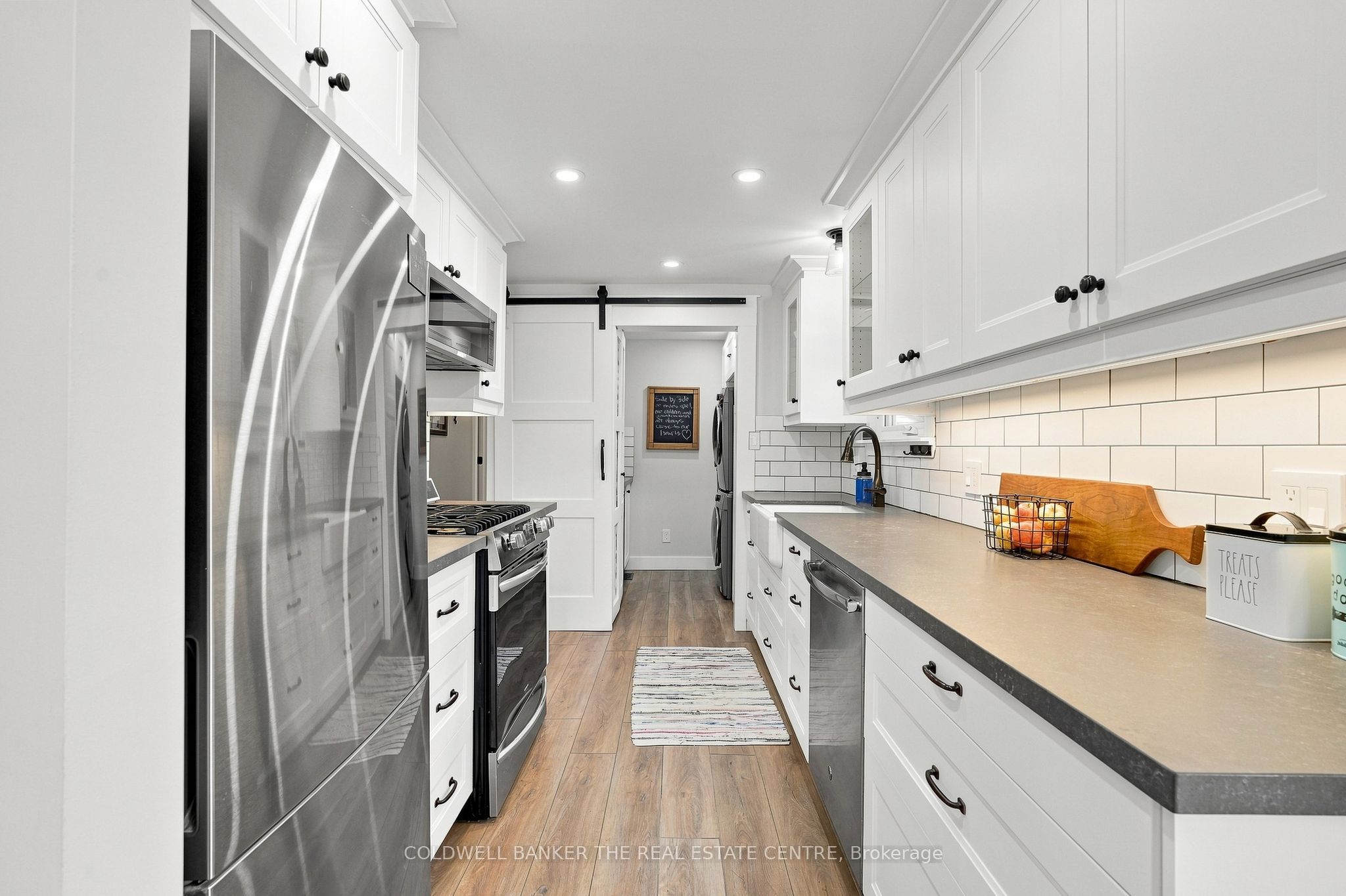 22 Western Avenue Property Photo 11