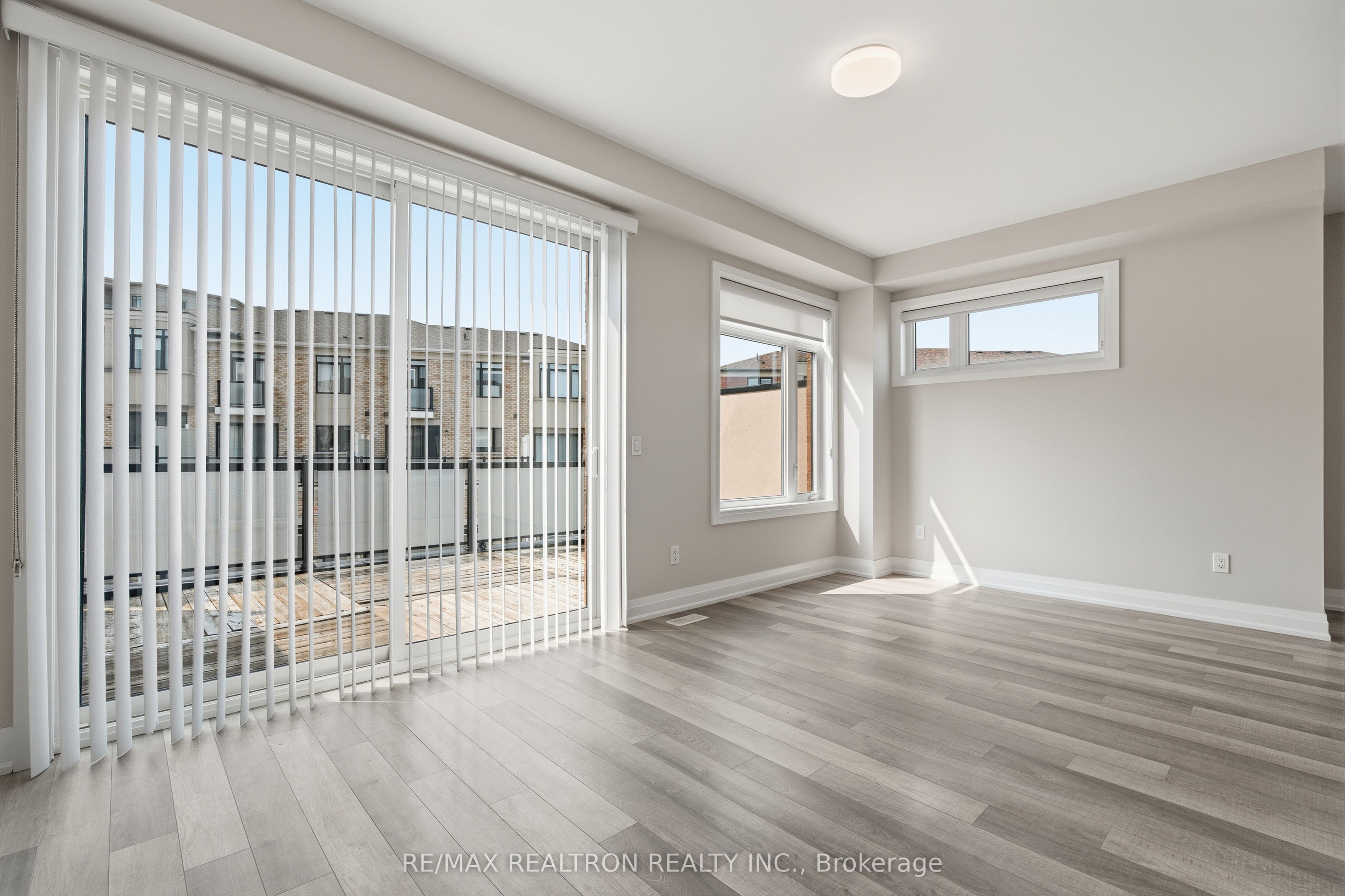 5 Sparks Street Property Photo 26