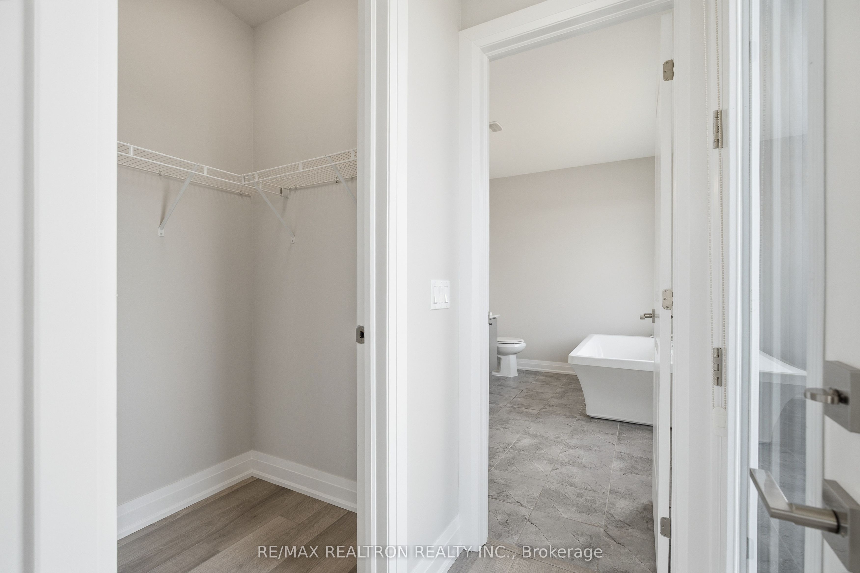 5 Sparks Street Property Photo 38