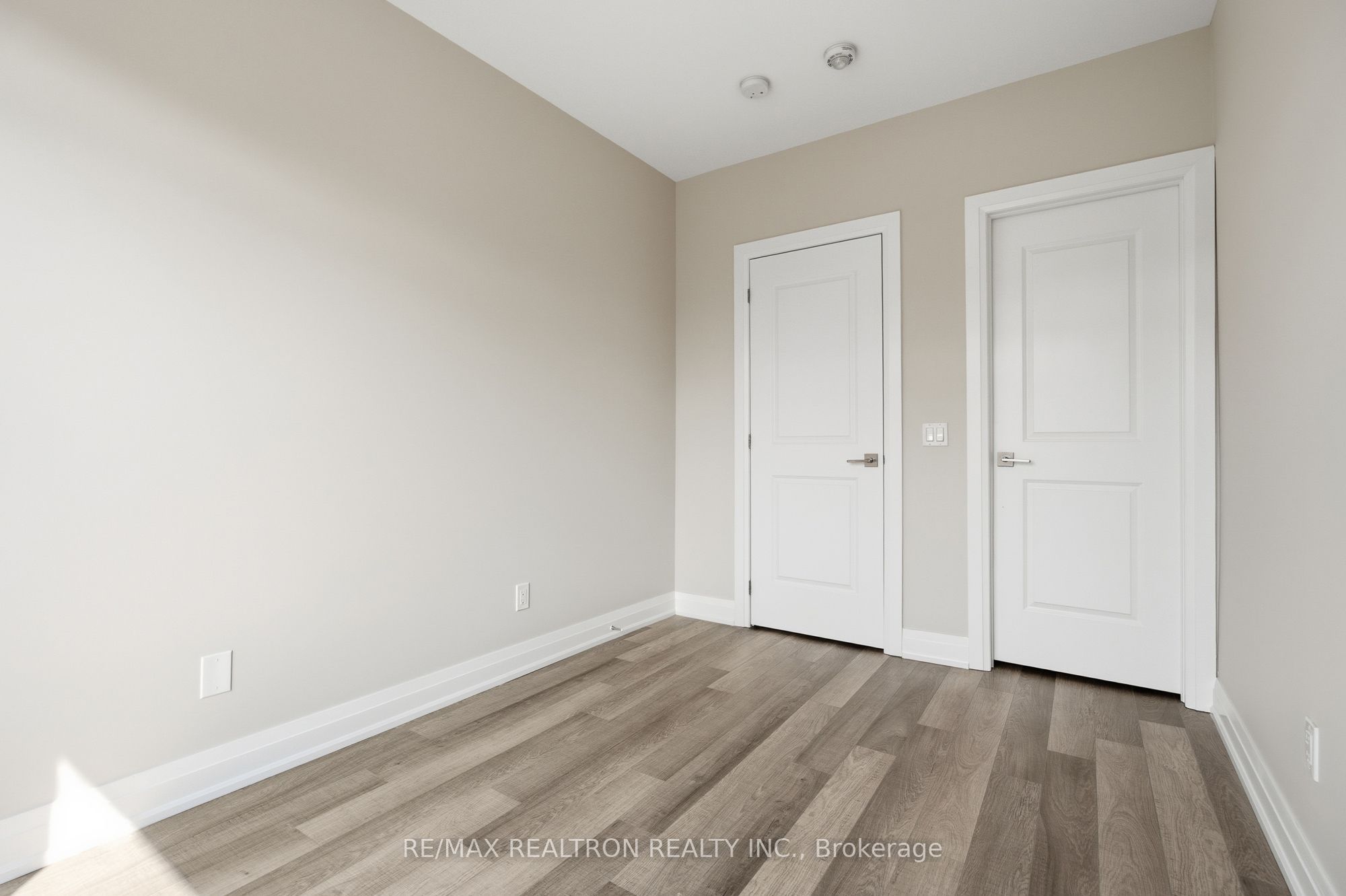 5 Sparks Street Property Photo 42
