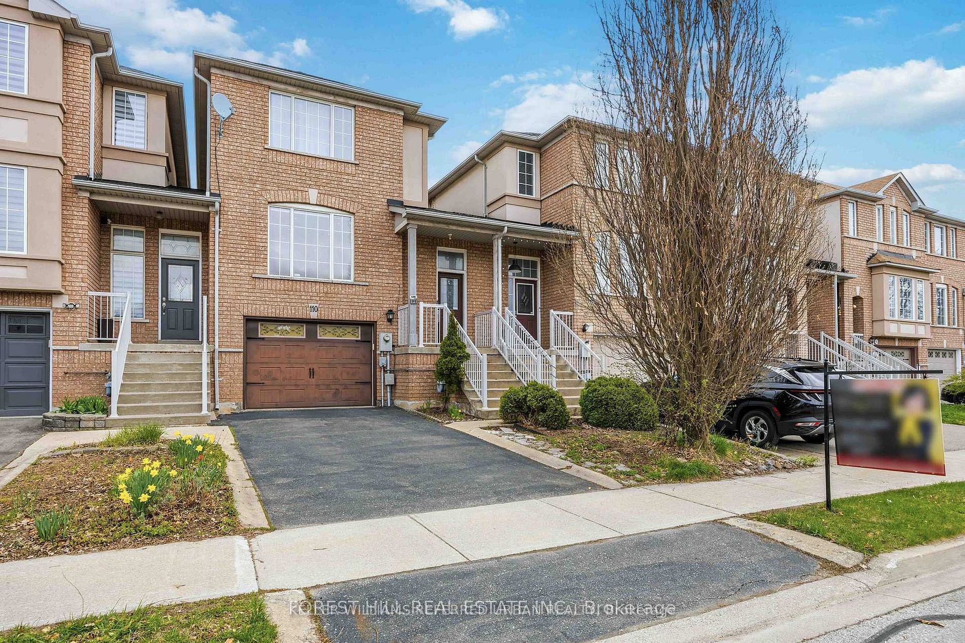 110 Foxfield Crescent Property Photo 1