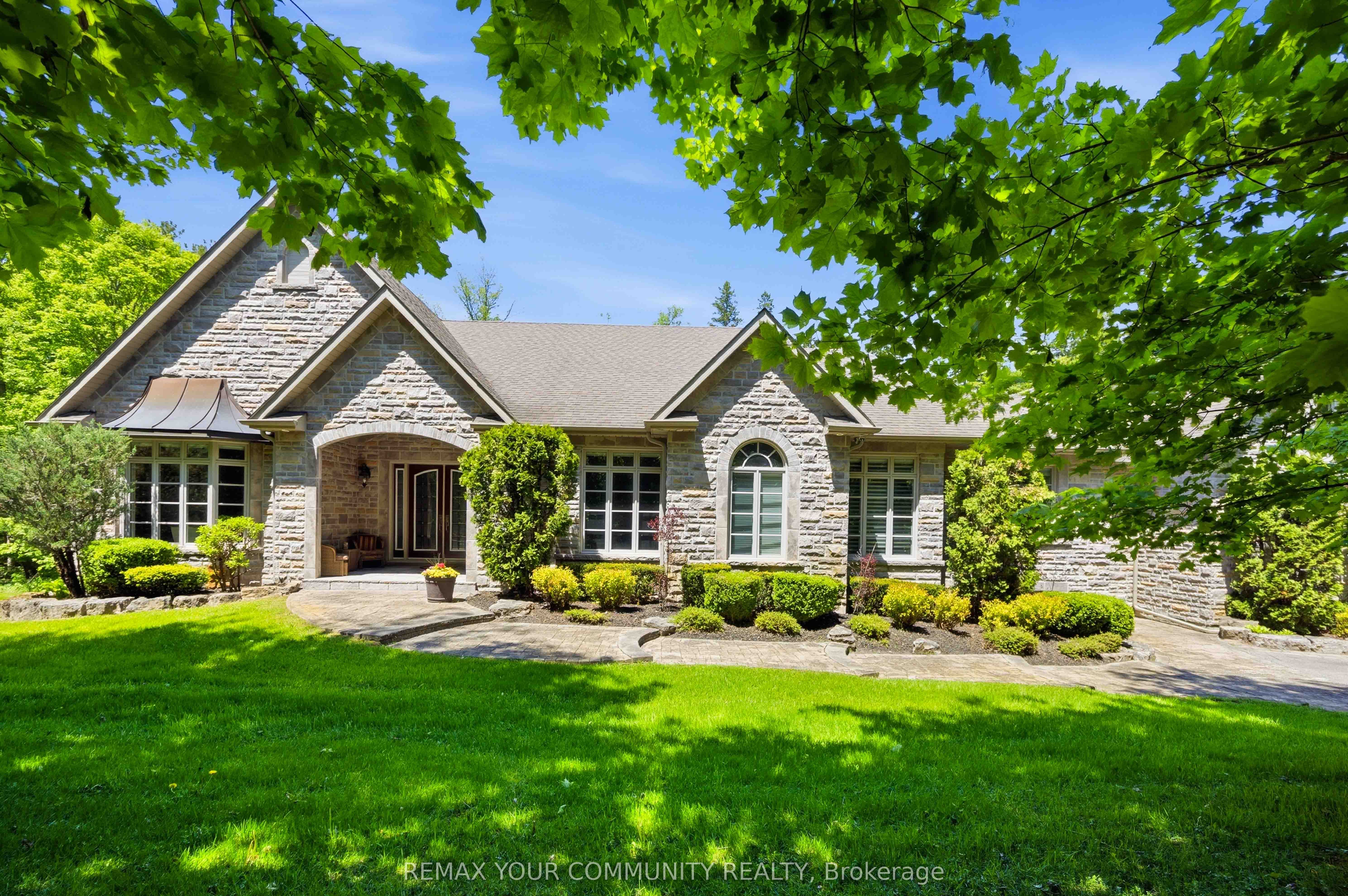 46 Lake Woods Drive Property Photo 1