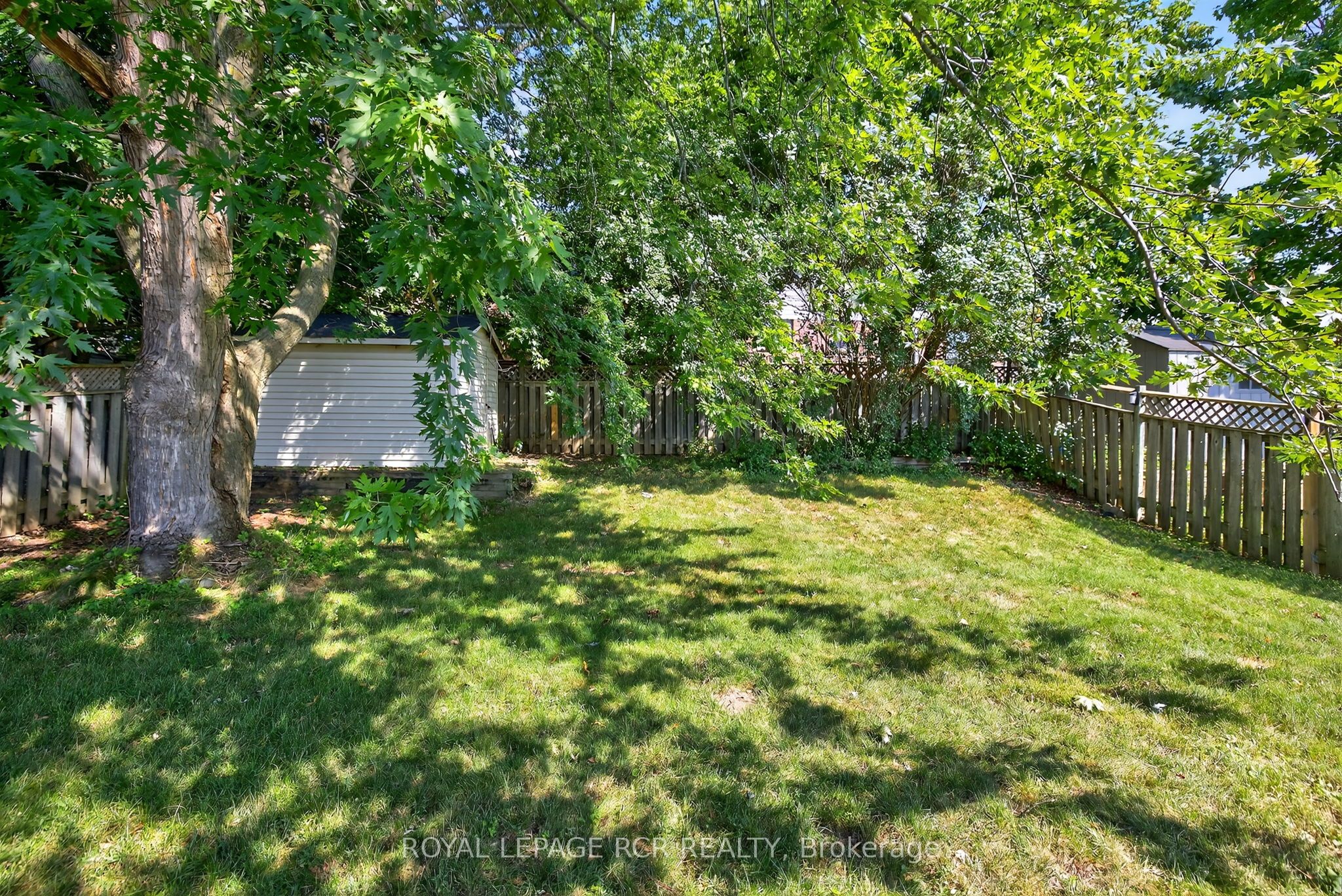 21 Crown Crescent Property Photo 41