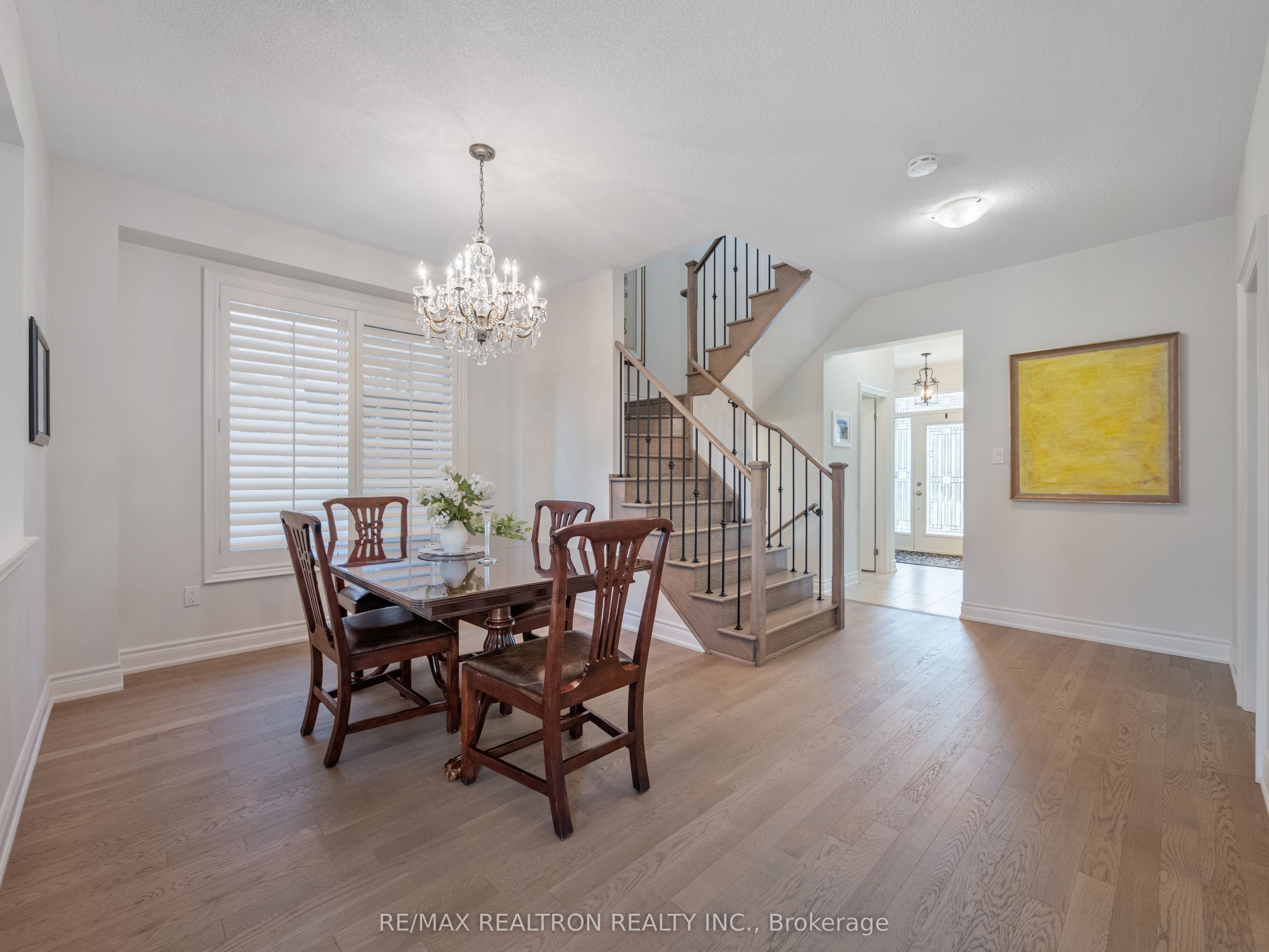 58 Sharonview Crescent Property Photo 5