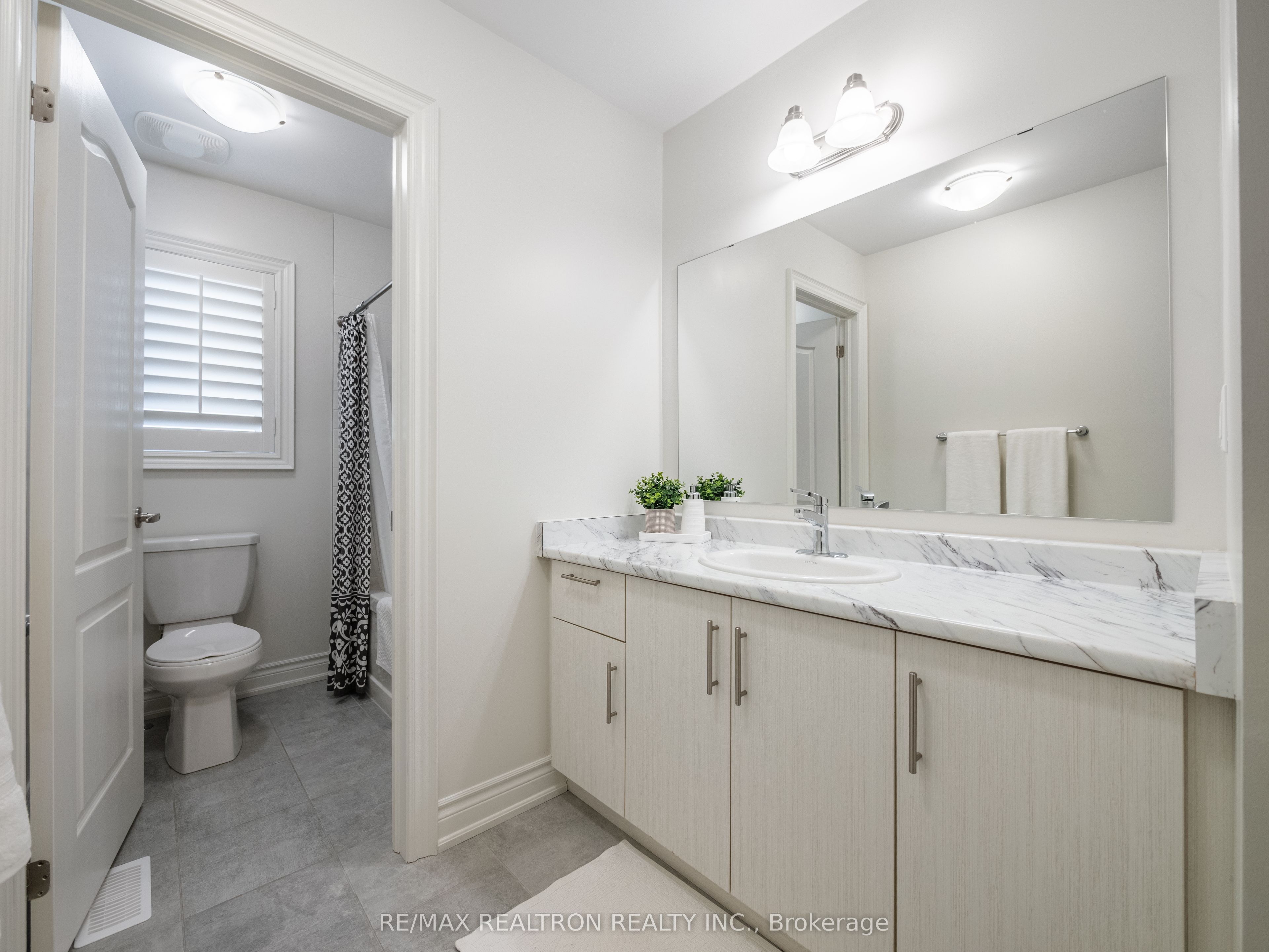 58 Sharonview Crescent Property Photo 22