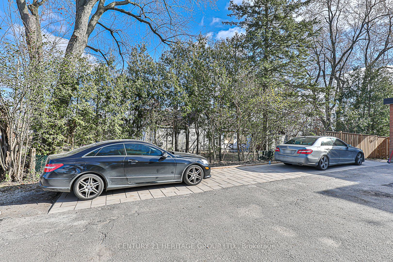 219 Harris Avenue Bsmt Property Photo 2