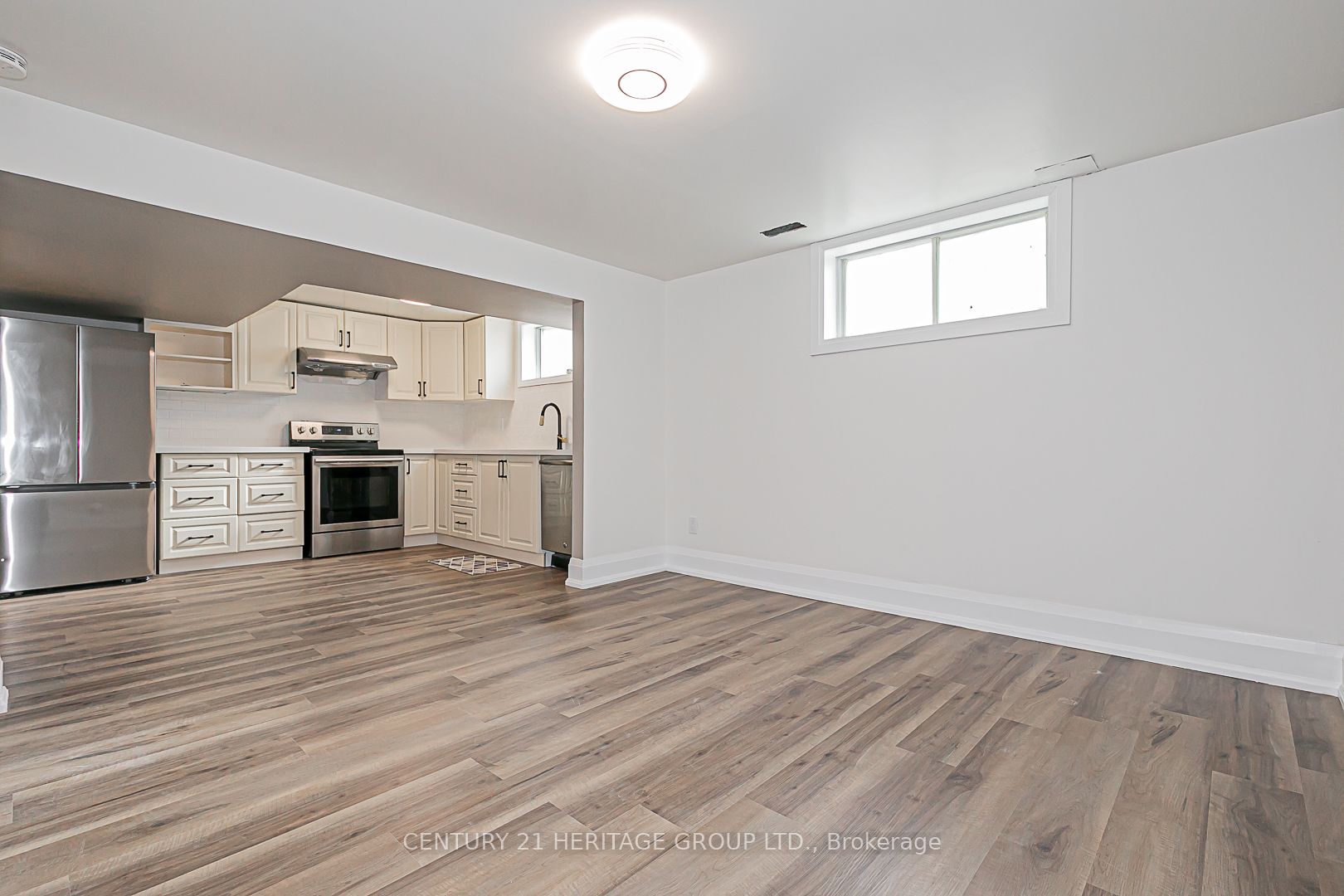 219 Harris Avenue Bsmt Property Photo 5