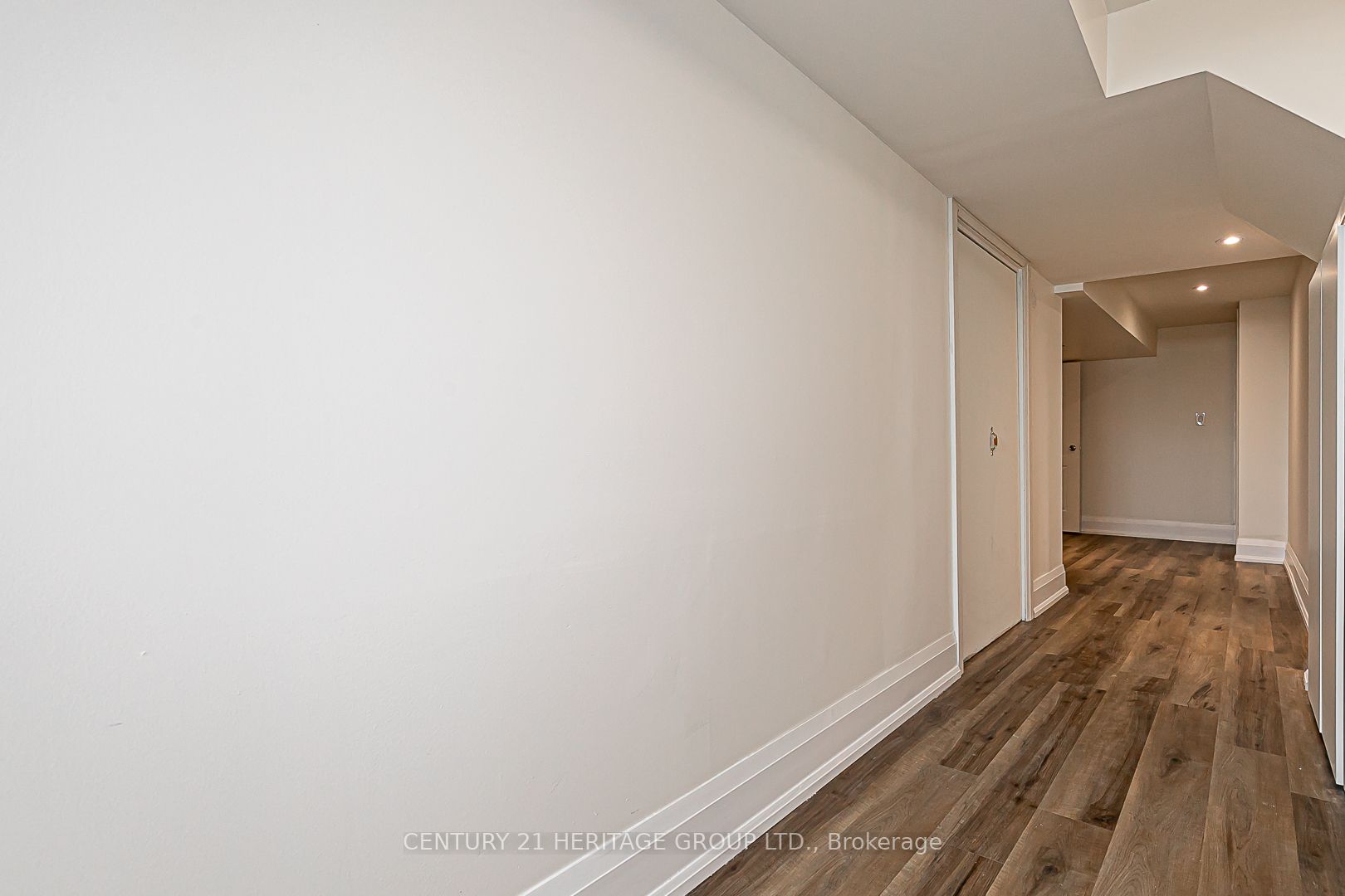 219 Harris Avenue Bsmt Property Photo 11