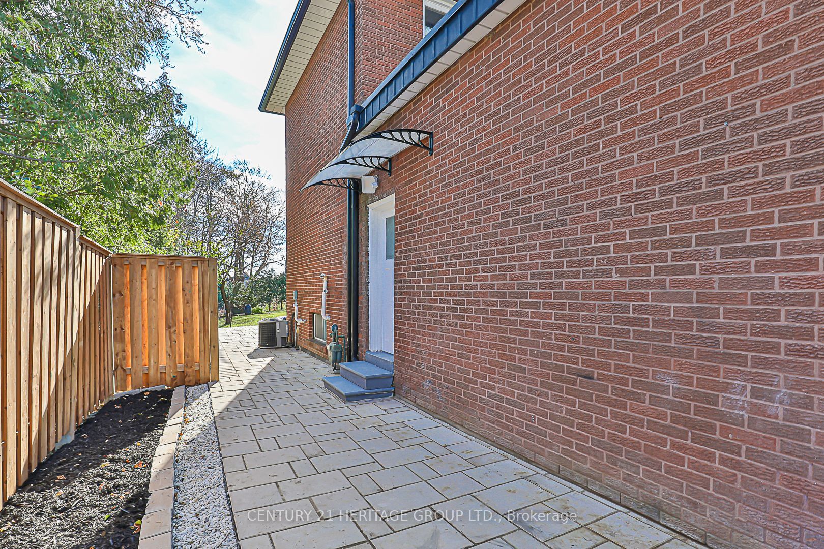 219 Harris Avenue Bsmt Property Photo 22