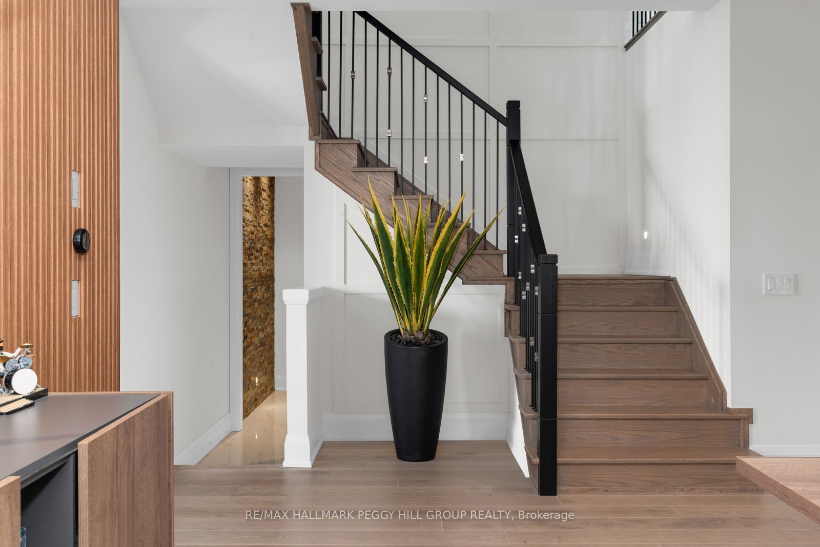 61 Strathgreen Lane Property Photo 11