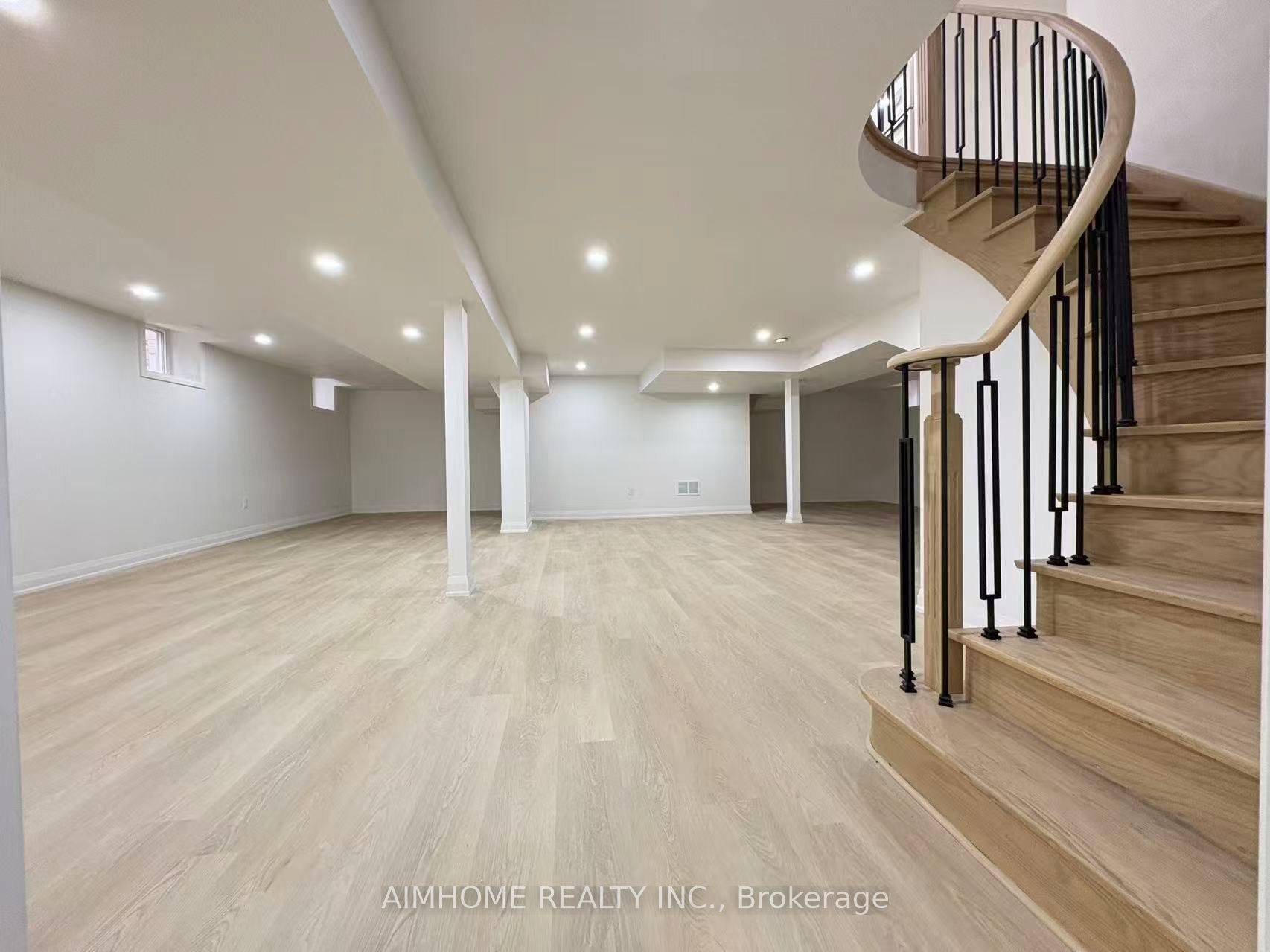 108 Berwick Crescent Property Photo 45