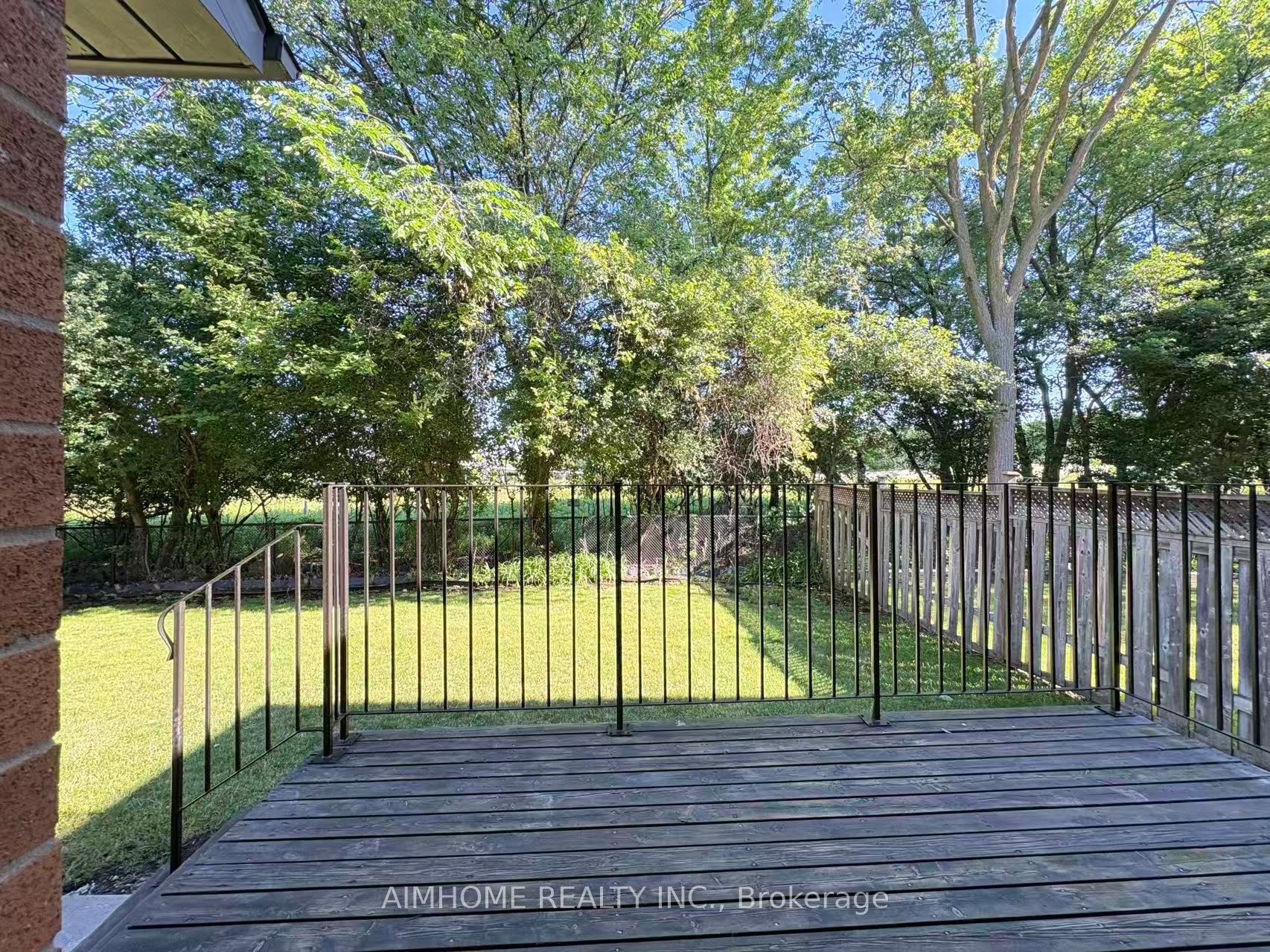 108 Berwick Crescent Property Photo 49