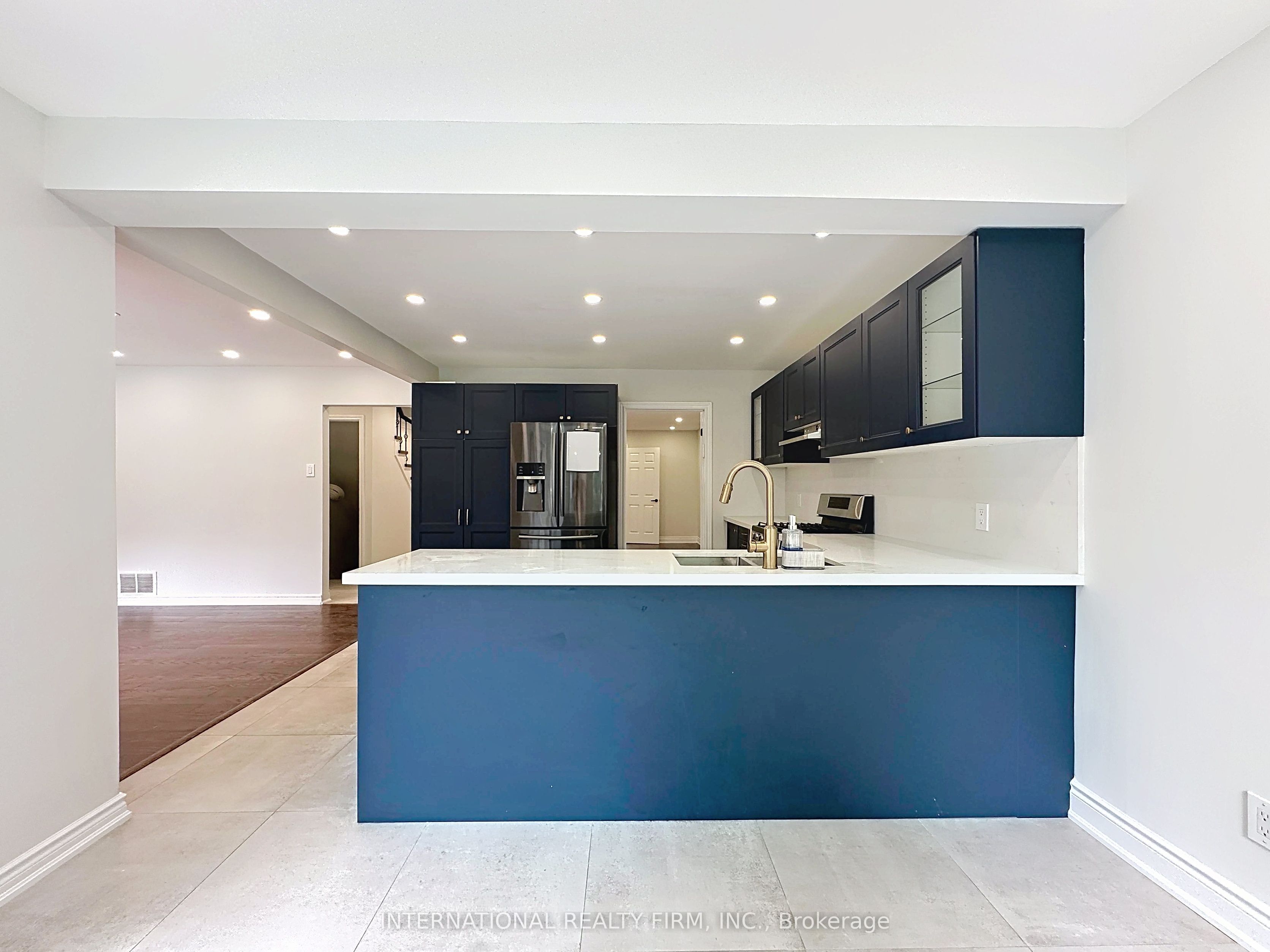 21 Mayvern Crescent Property Photo 14