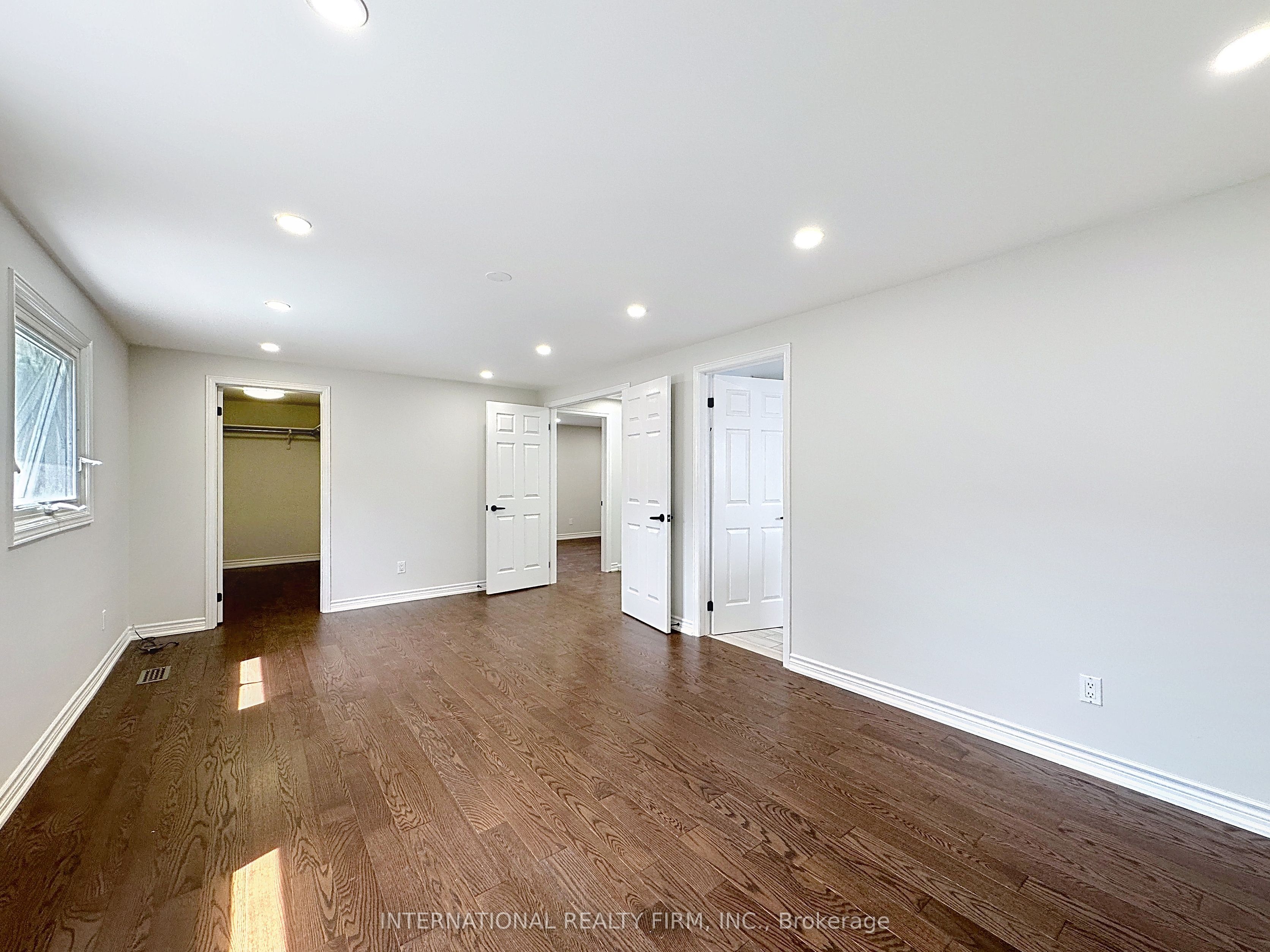 21 Mayvern Crescent Property Photo 34