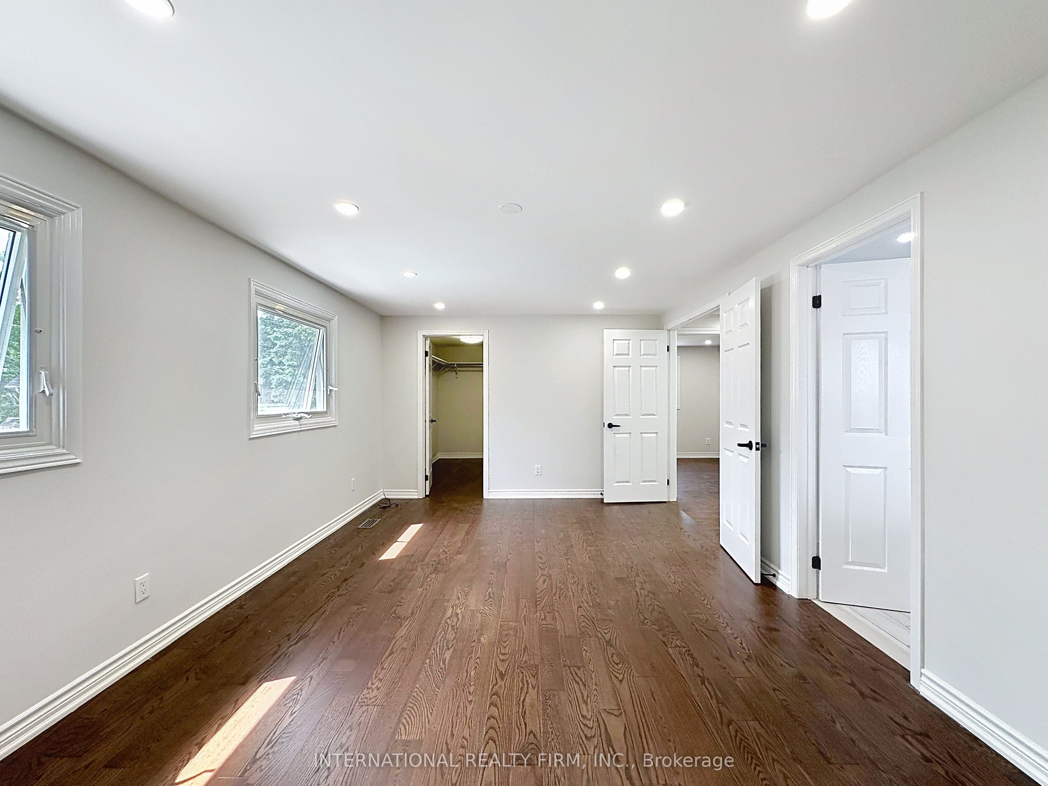 21 Mayvern Crescent Property Photo 35