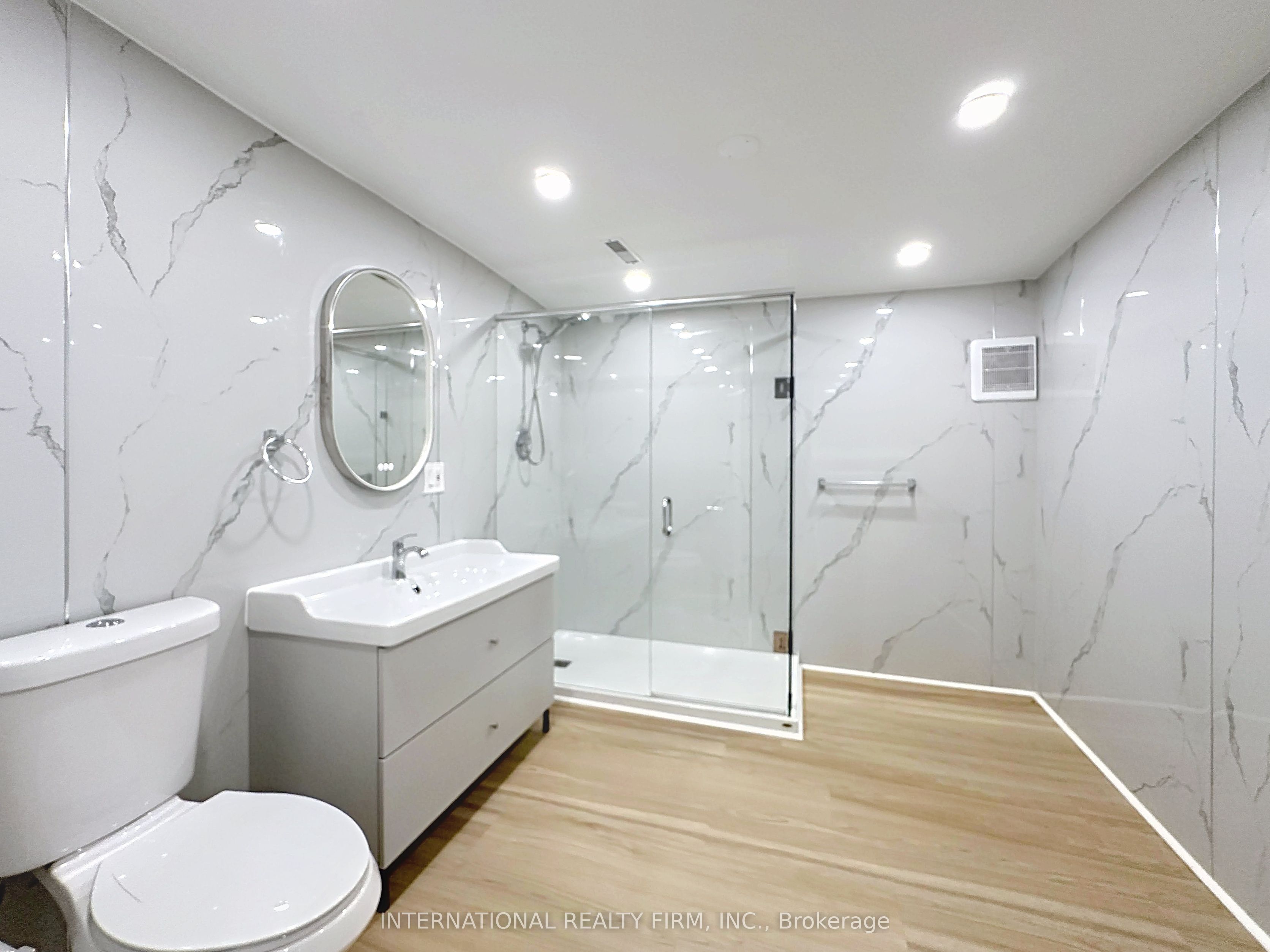 21 Mayvern Crescent Property Photo 44