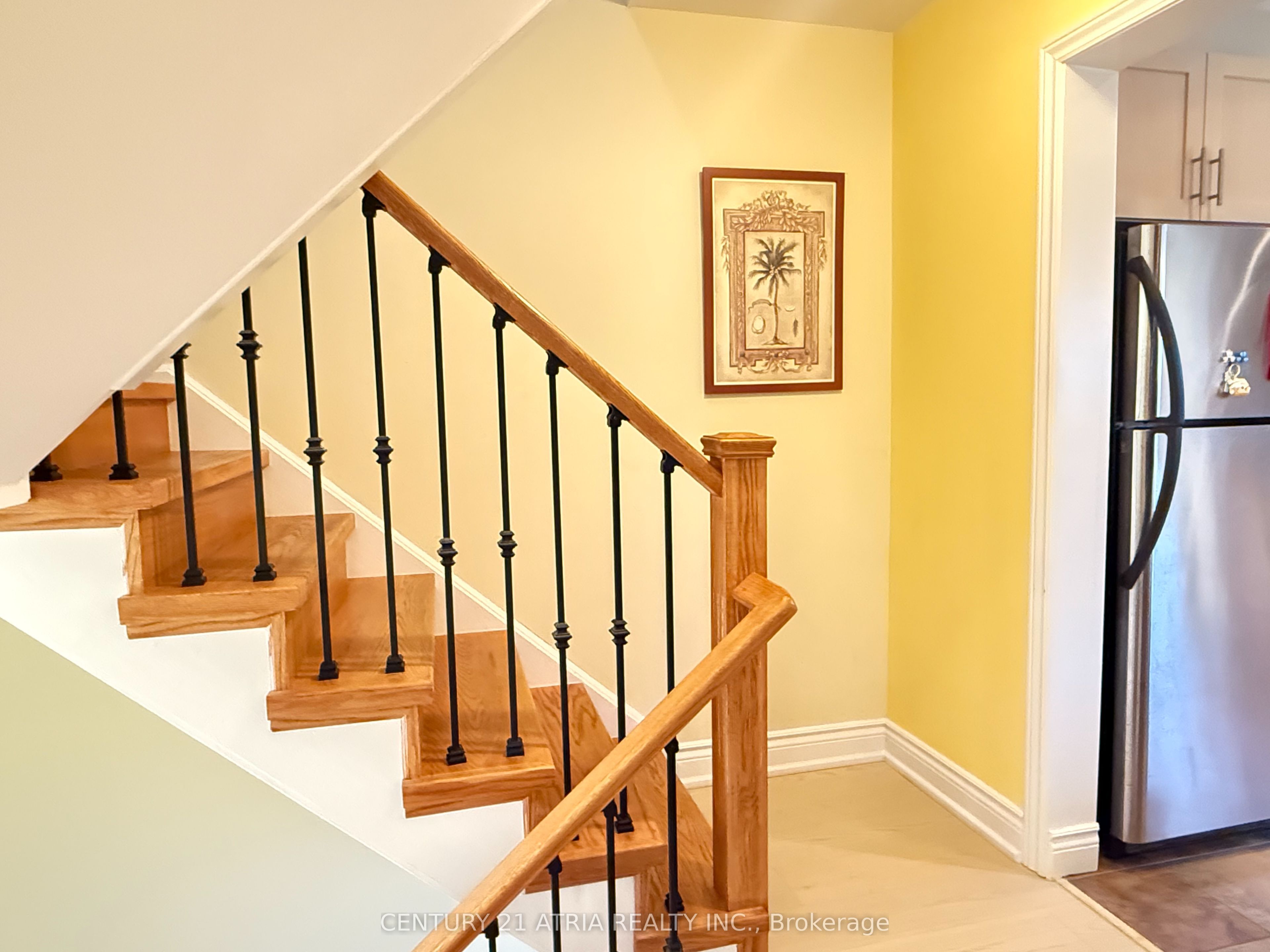 73 Stately Way Property Photo 13