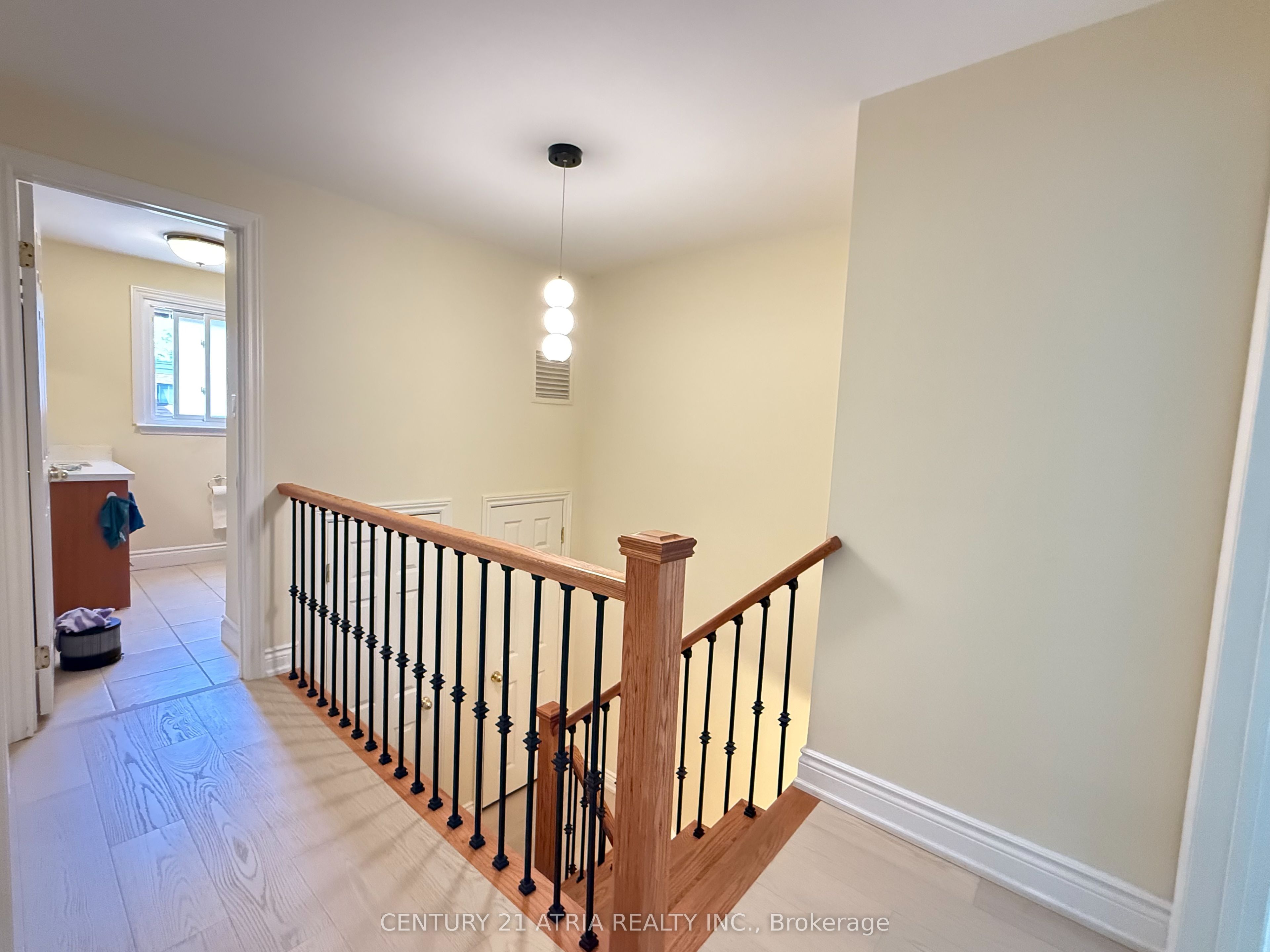 73 Stately Way Property Photo 14
