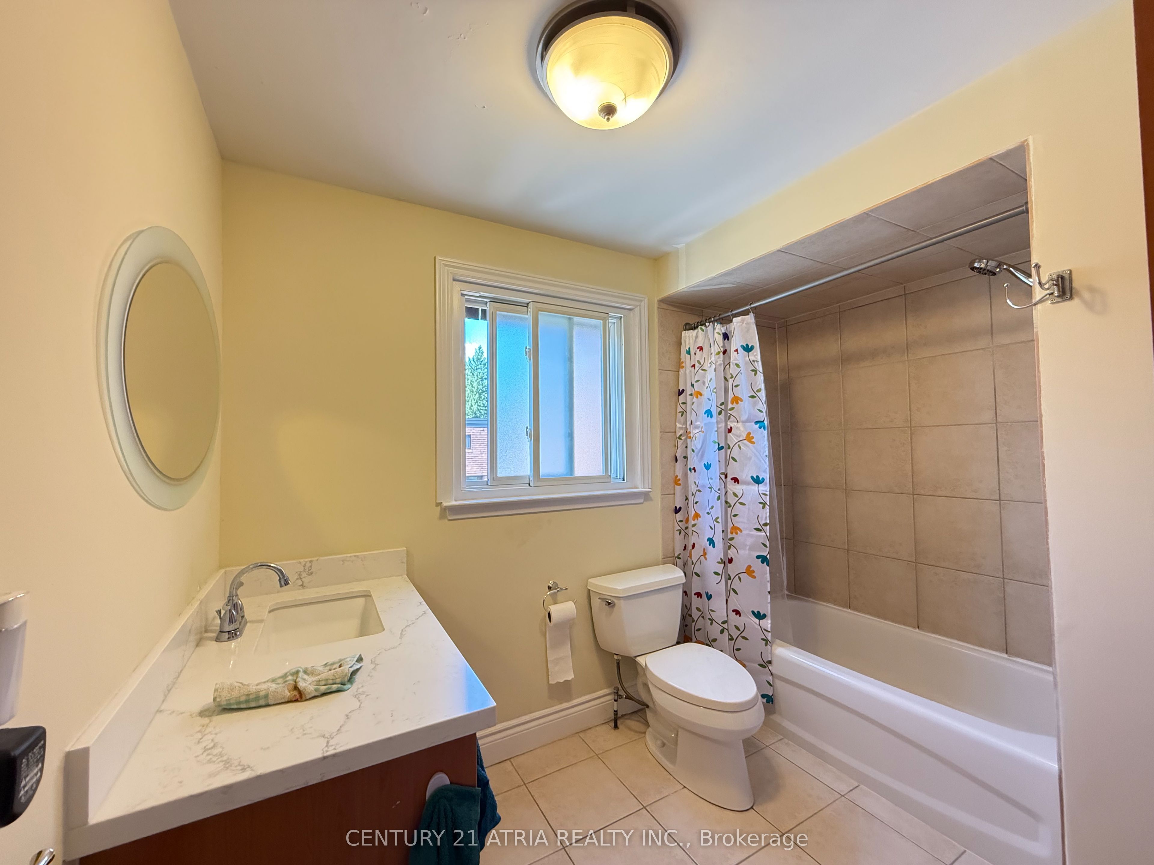 73 Stately Way Property Photo 17