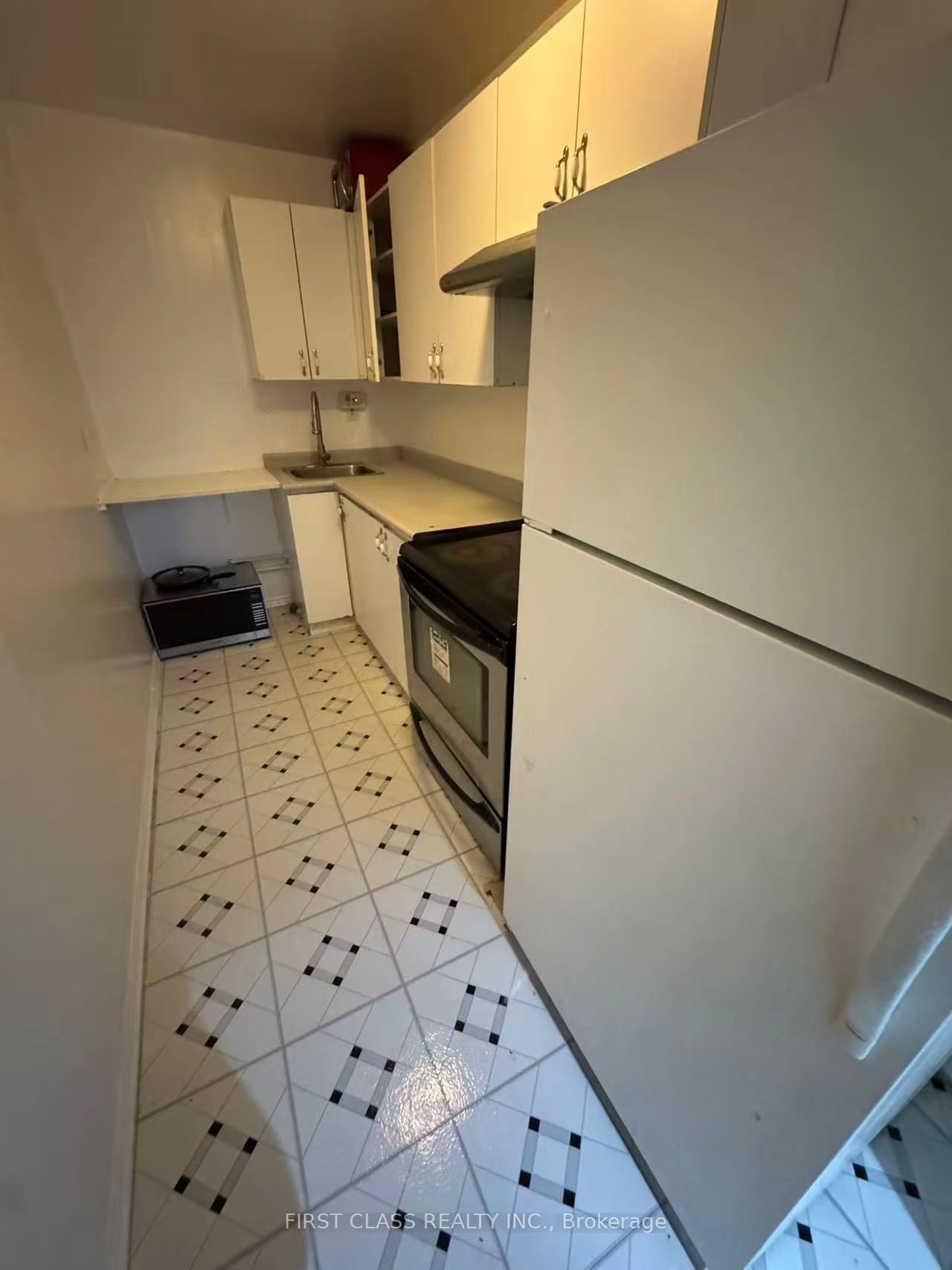 51 Silverthorne Road Property Photo 4