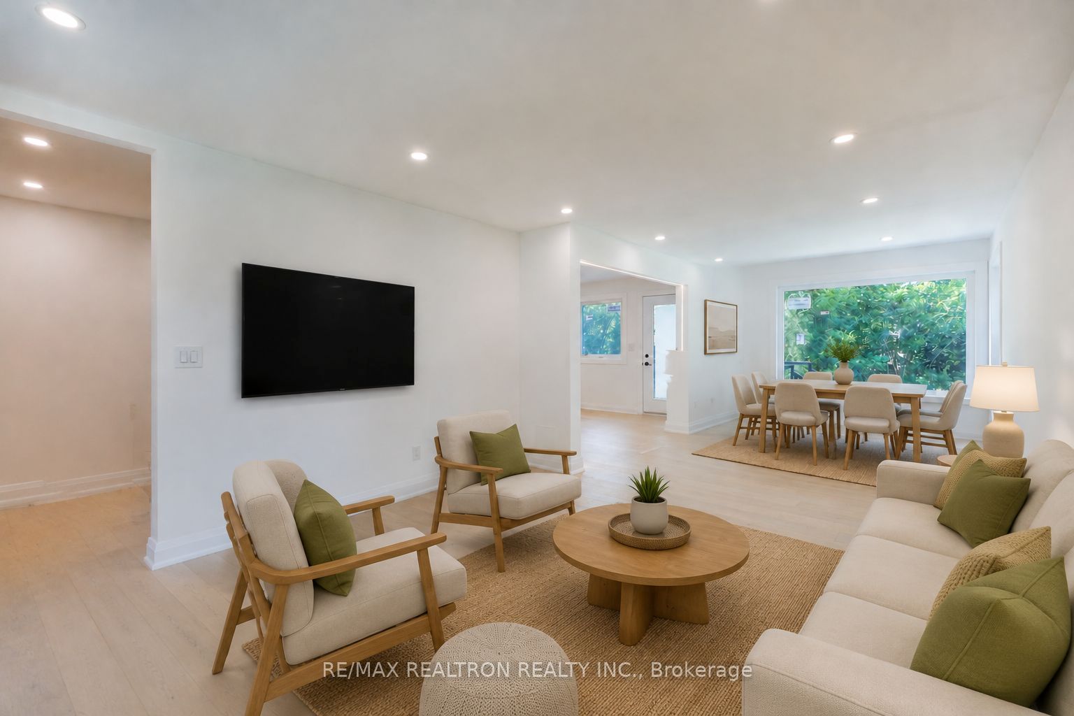 30 Morton Avenue Property Photo 3