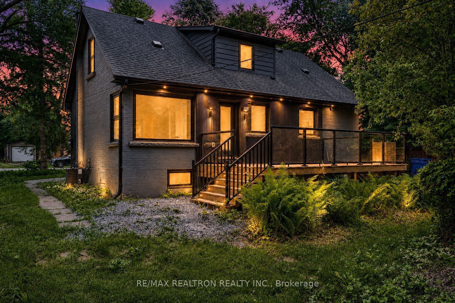 30 Morton Avenue Property Photo 5