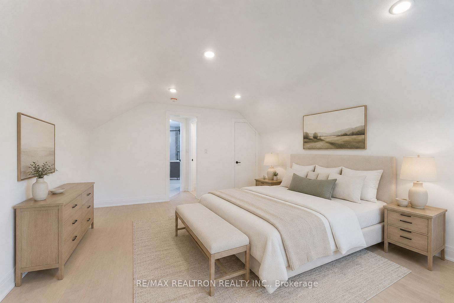 30 Morton Avenue Property Photo 34