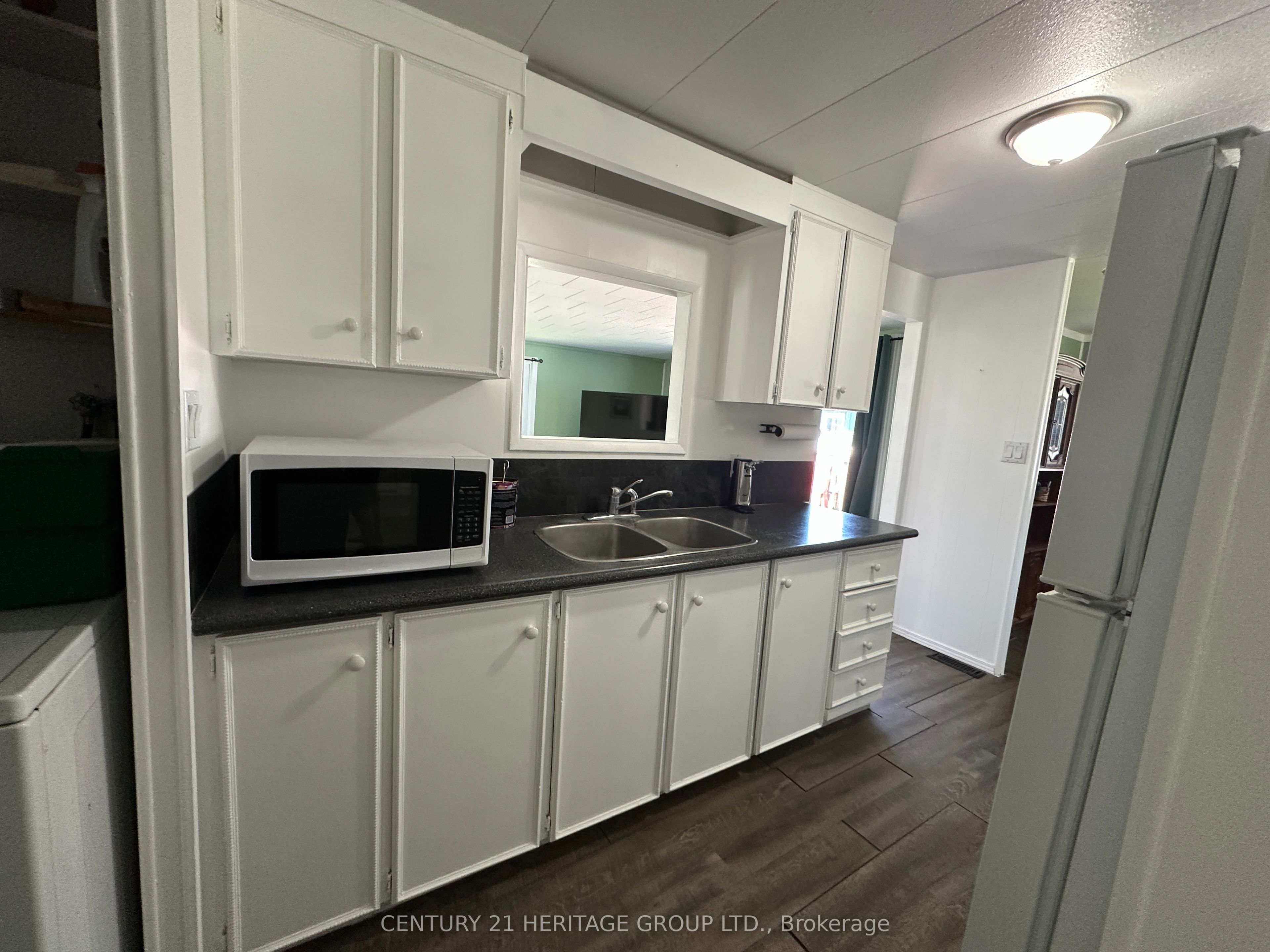 11 Maple Court Property Photo 12
