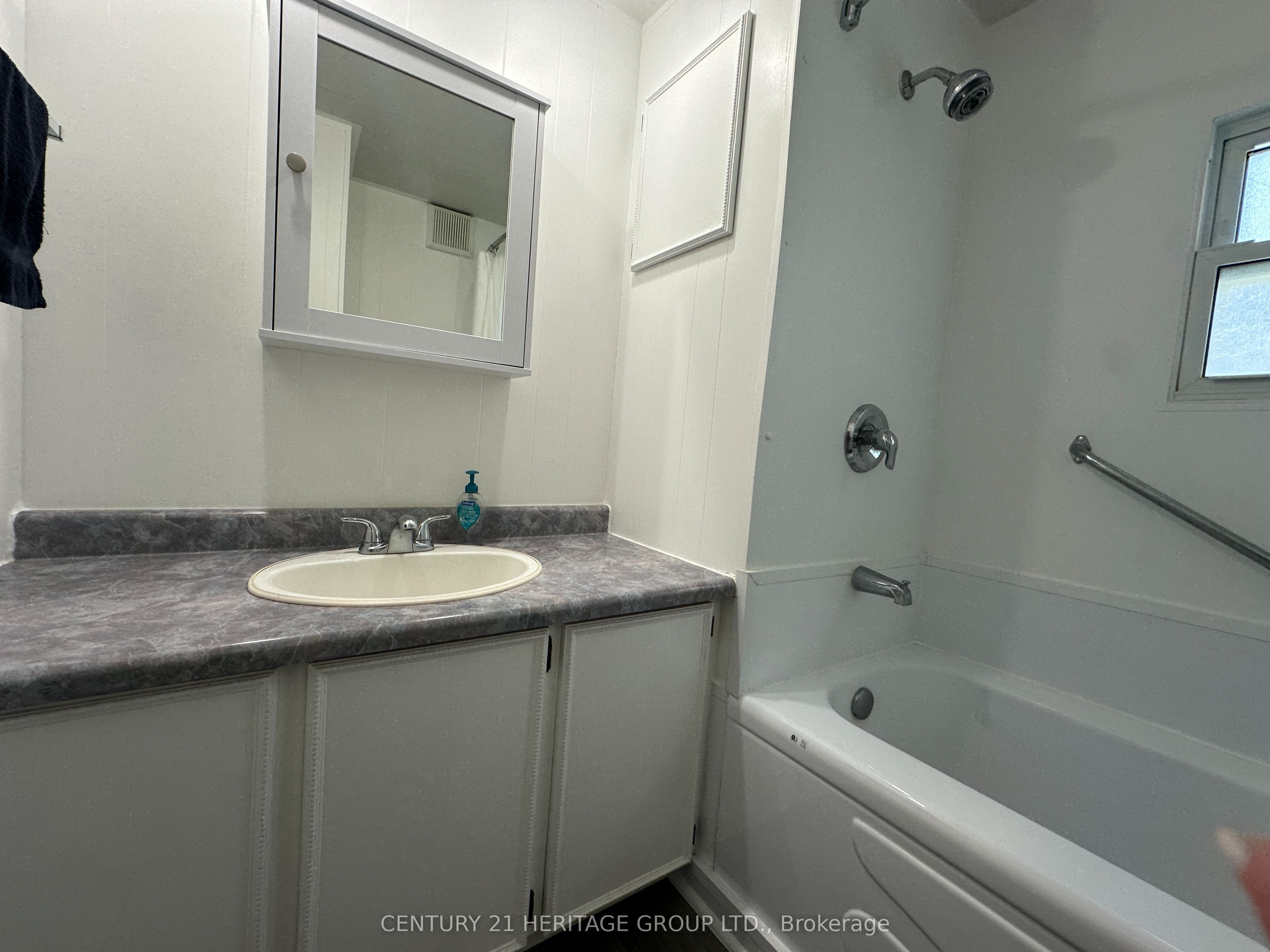 11 Maple Court Property Photo 21