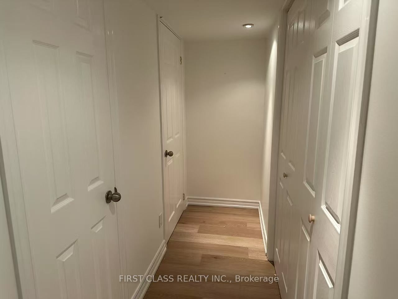 1905 Webster Boulevard Bsmt Property Photo 3