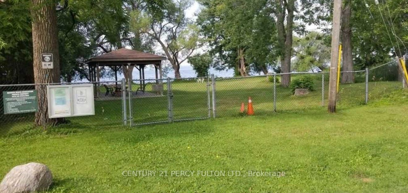 242 Simcoe Avenue Property Photo 14