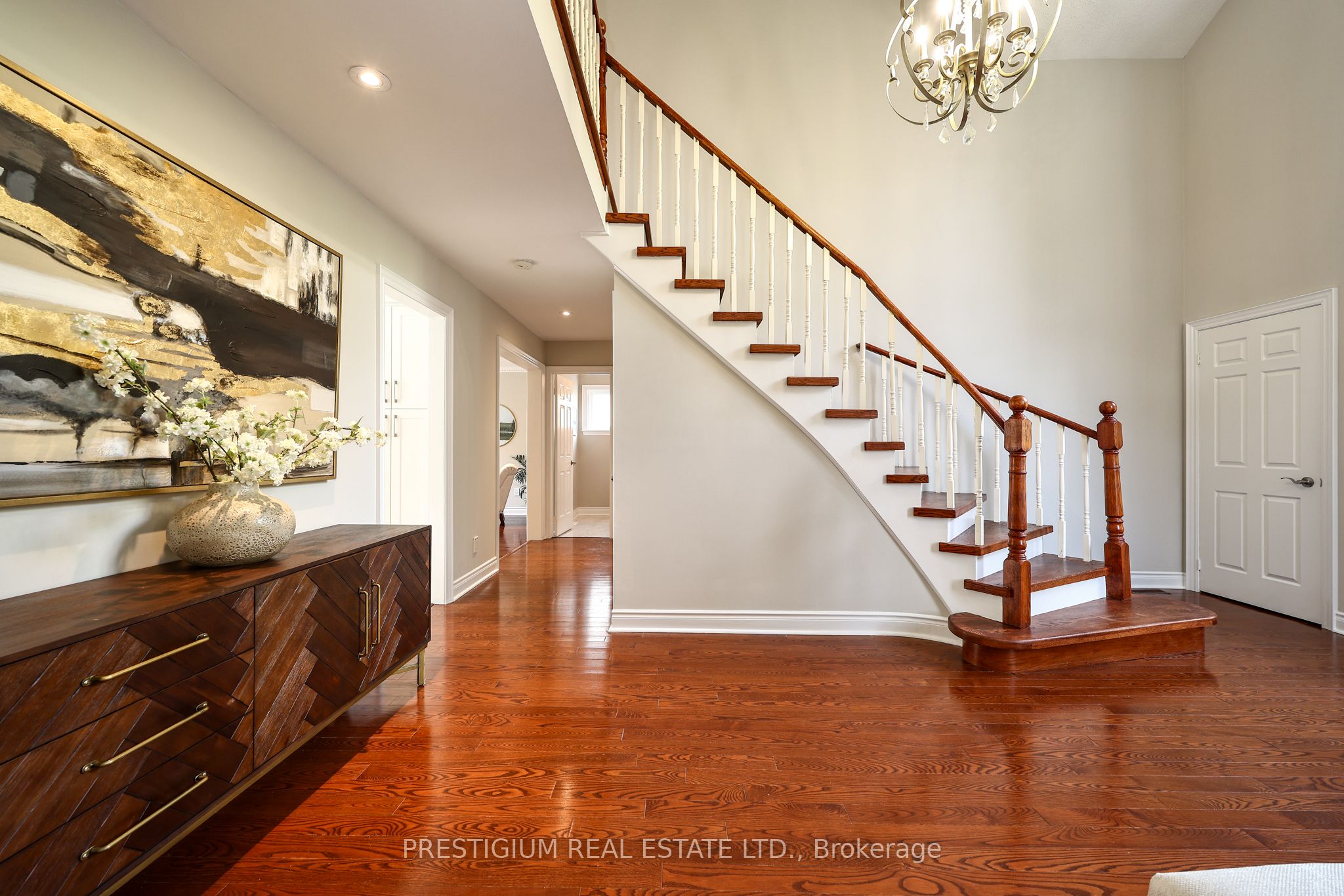 61 Addington Square Property Photo 4