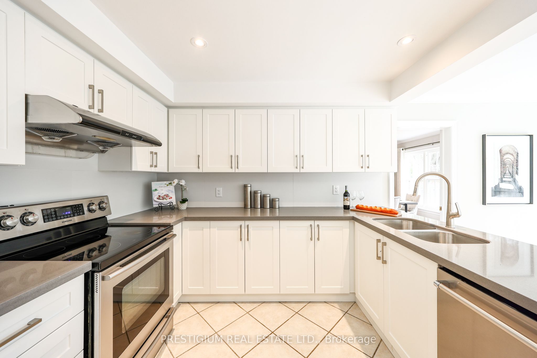 61 Addington Square Property Photo 16