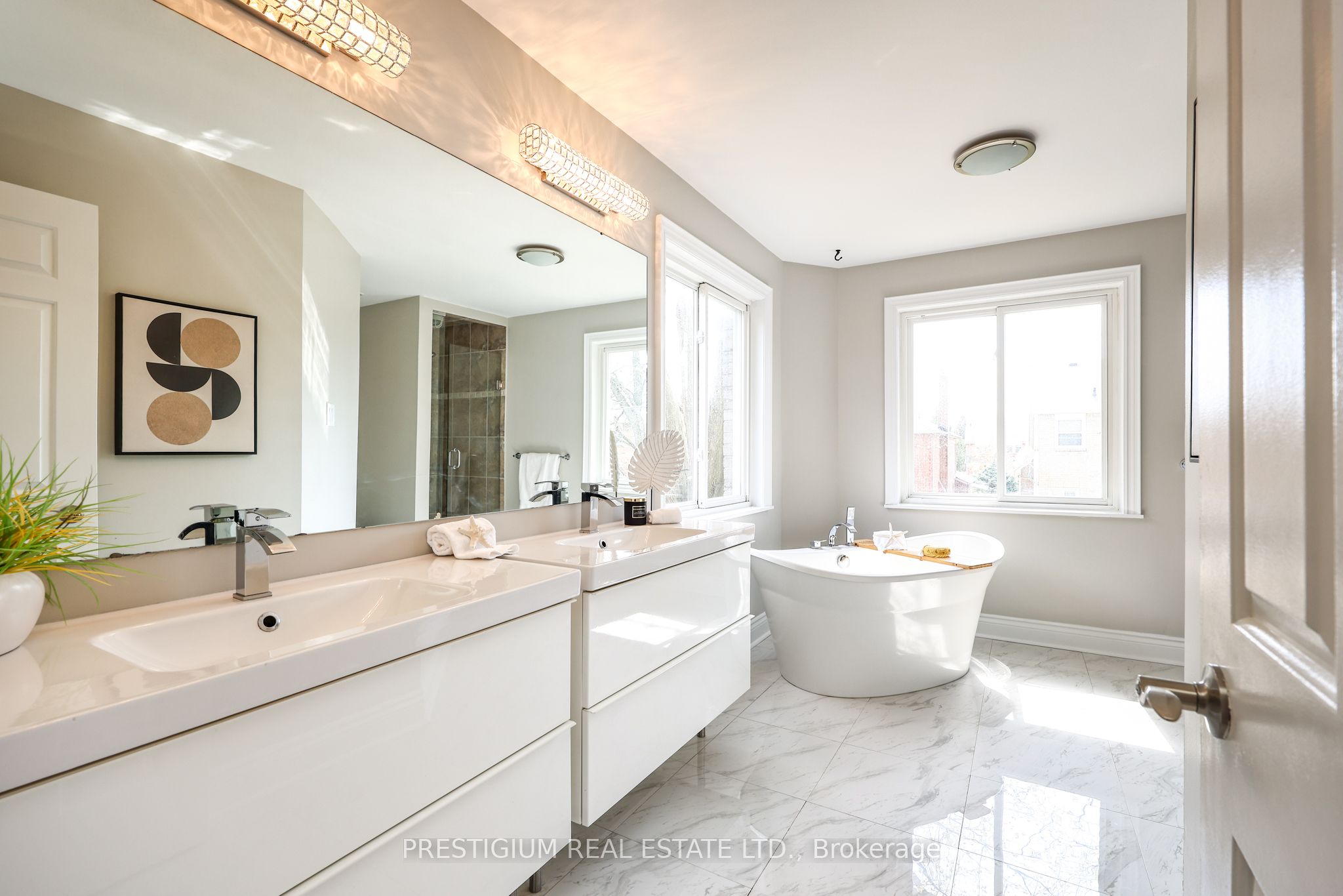61 Addington Square Property Photo 24