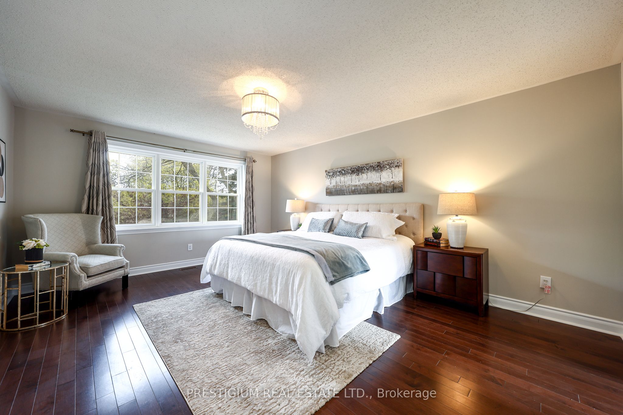 61 Addington Square Property Photo 27