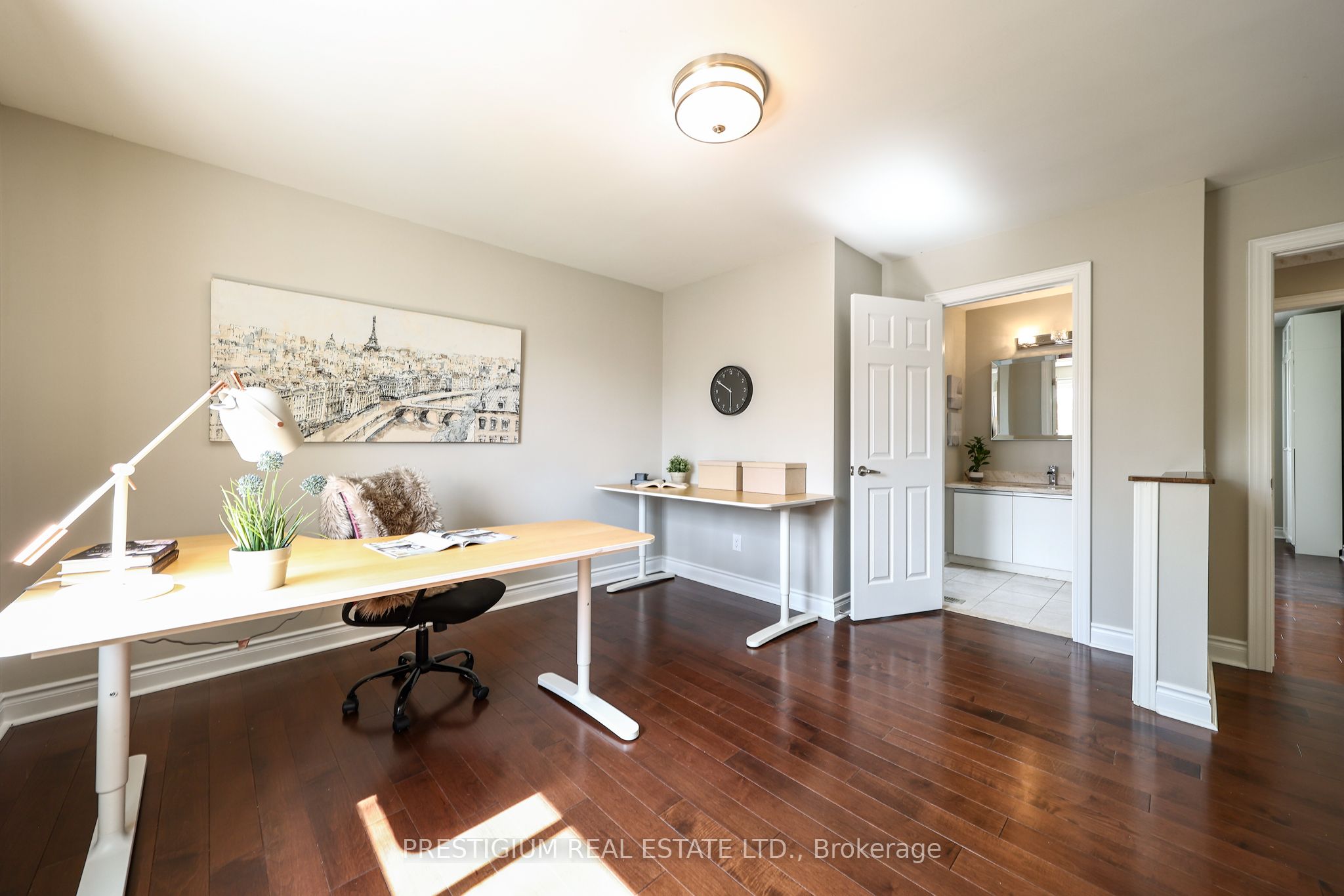 61 Addington Square Property Photo 28