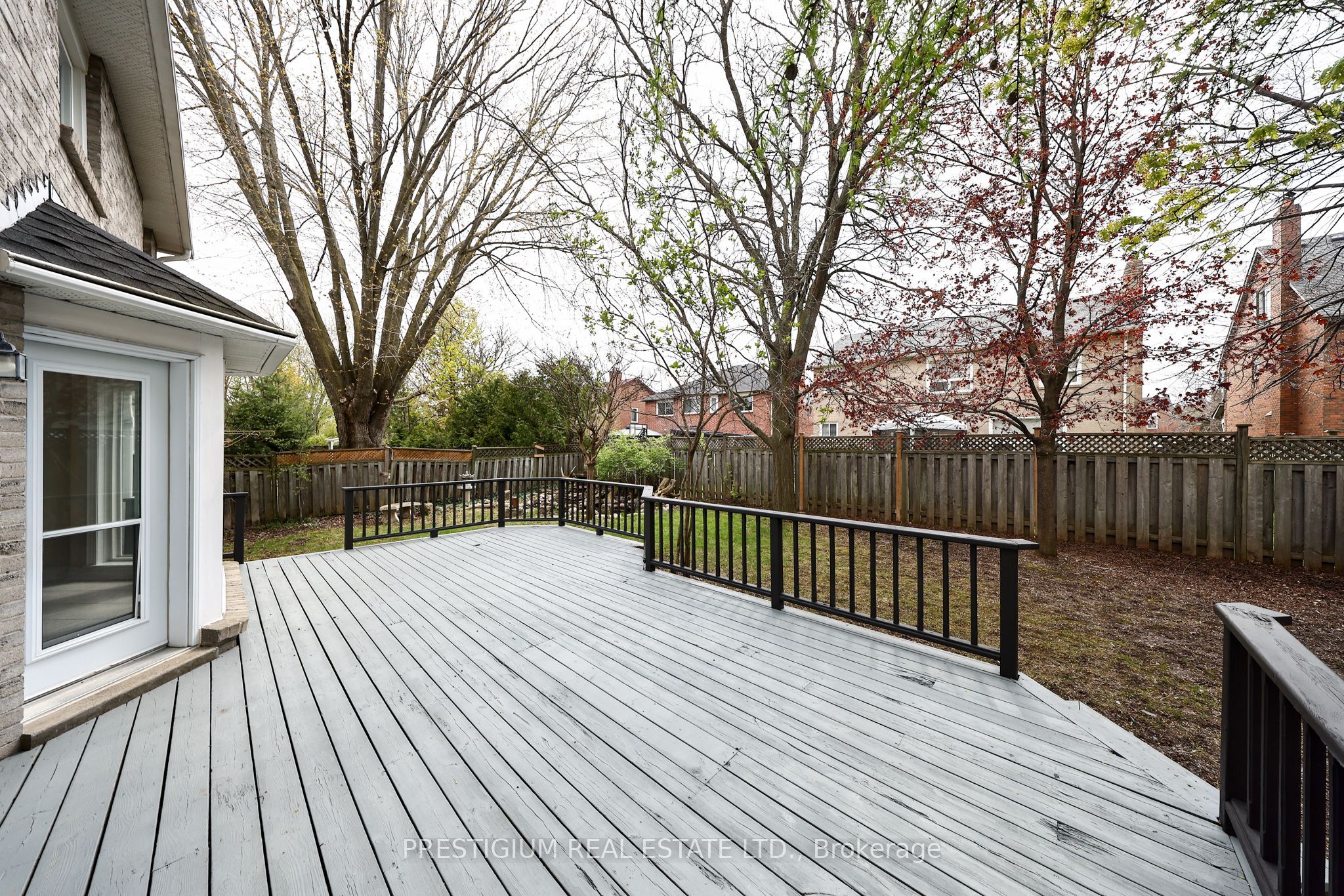 61 Addington Square Property Photo 37