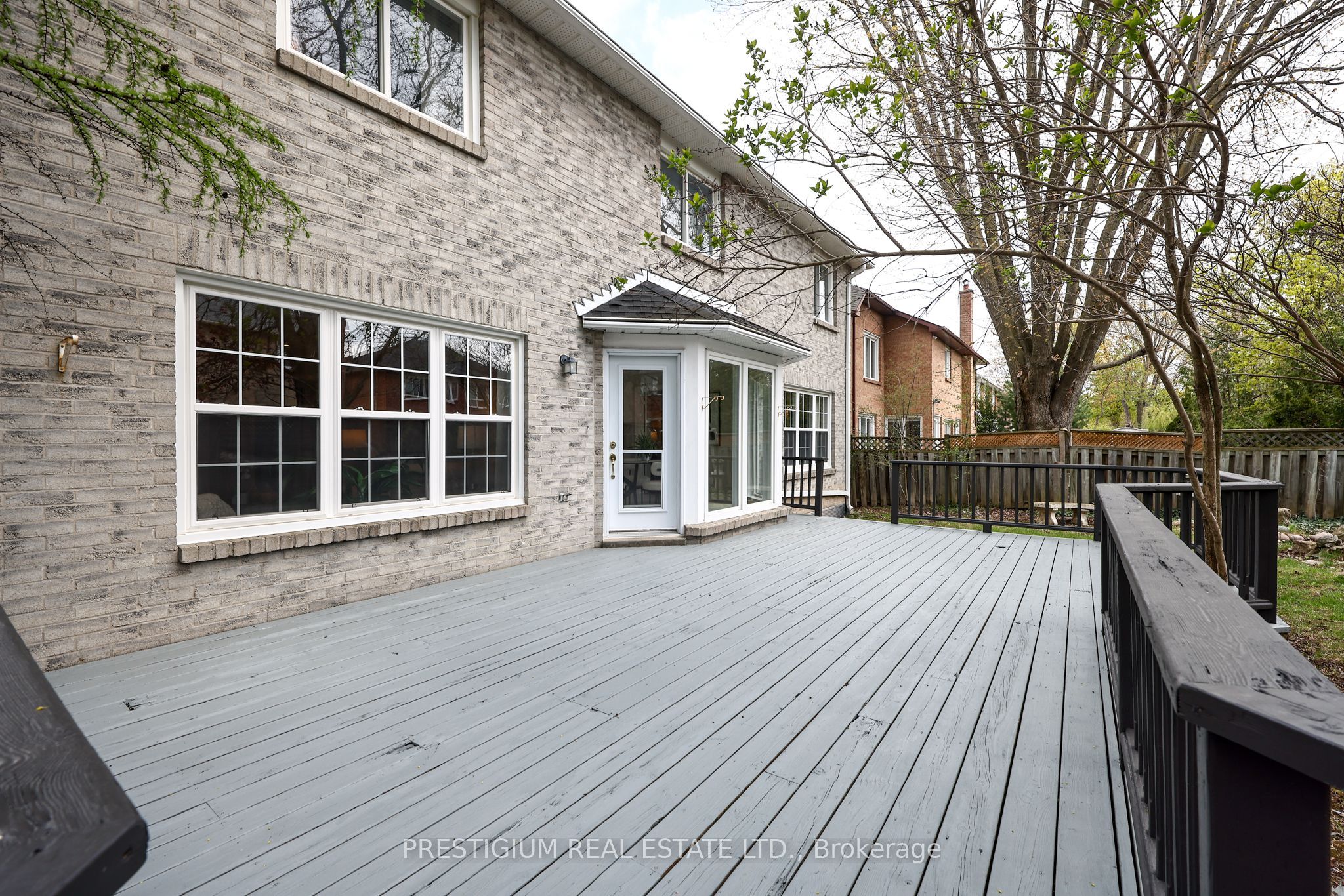 61 Addington Square Property Photo 39