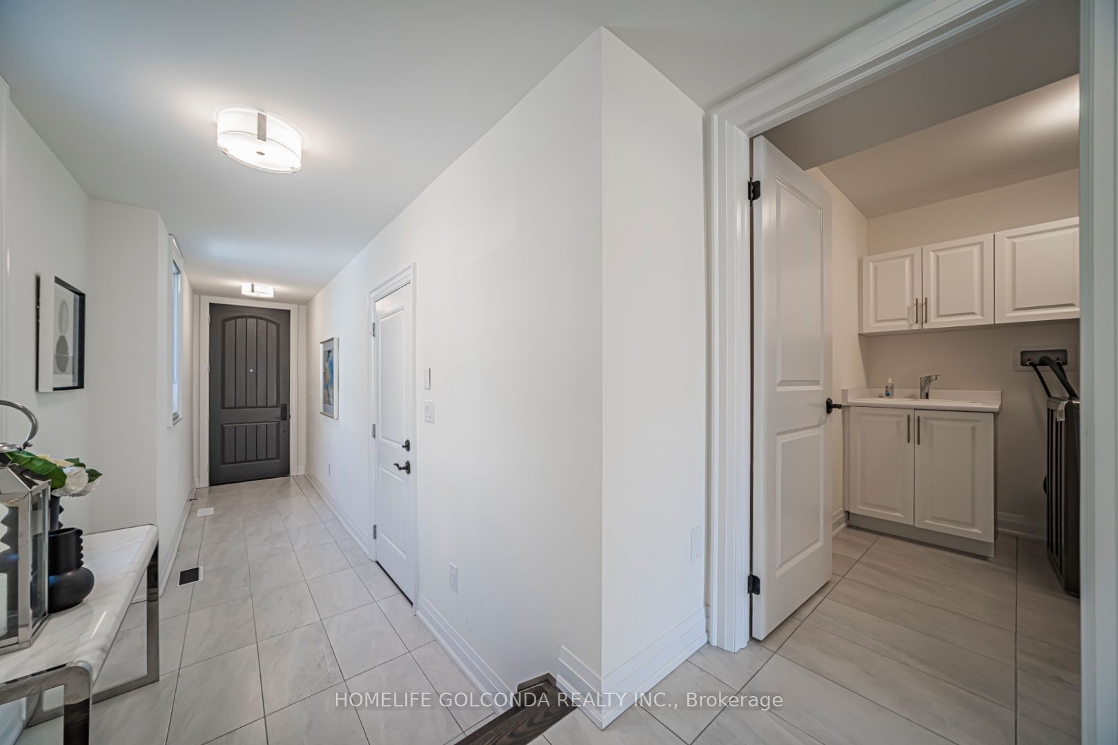 2 Silvermills Lane Property Photo 2