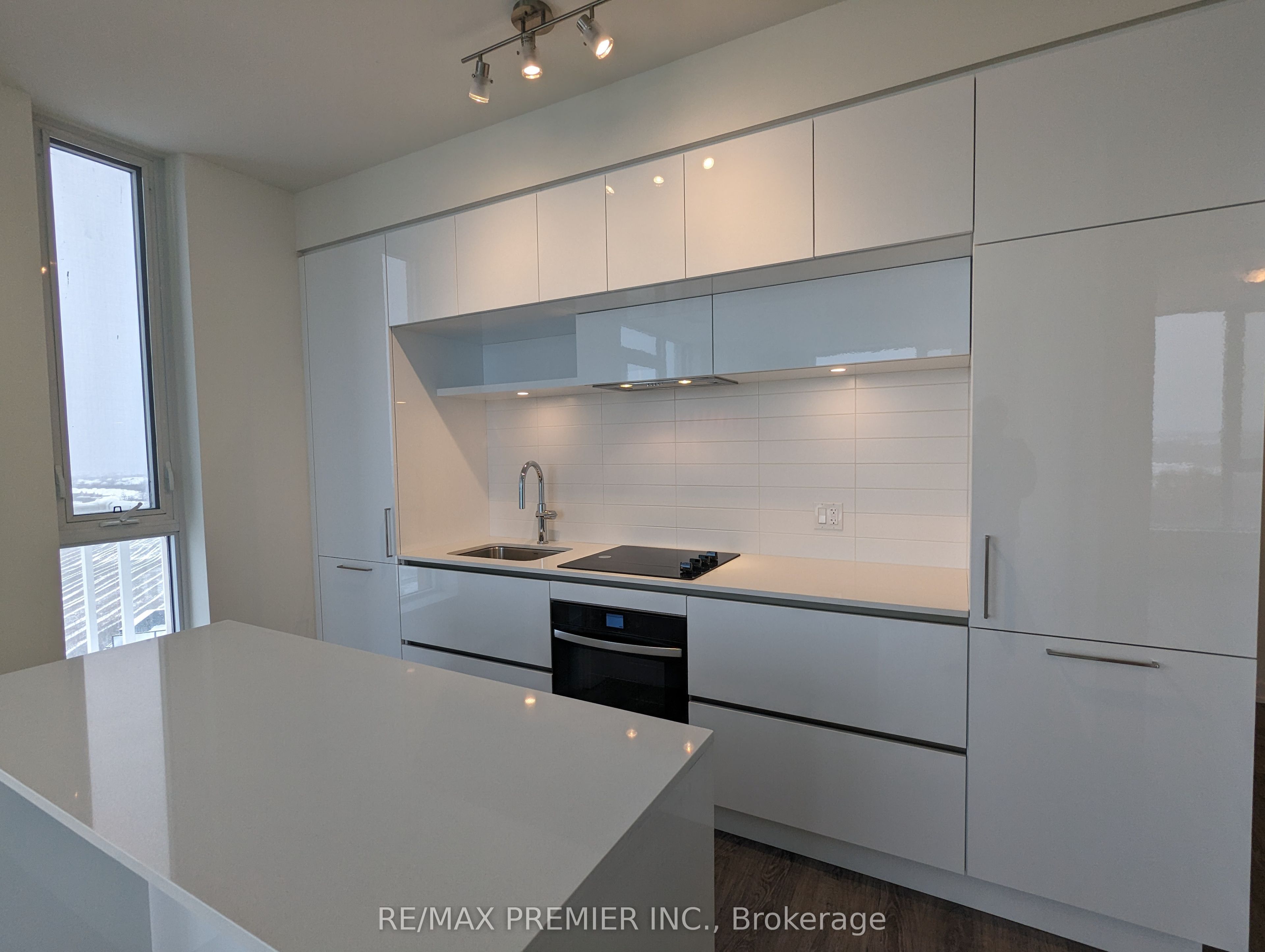 6 David Eyer Road 811 Property Photo 7