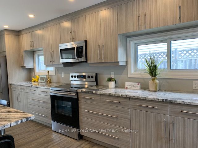 240 Pine Beach Drive Property Photo 3